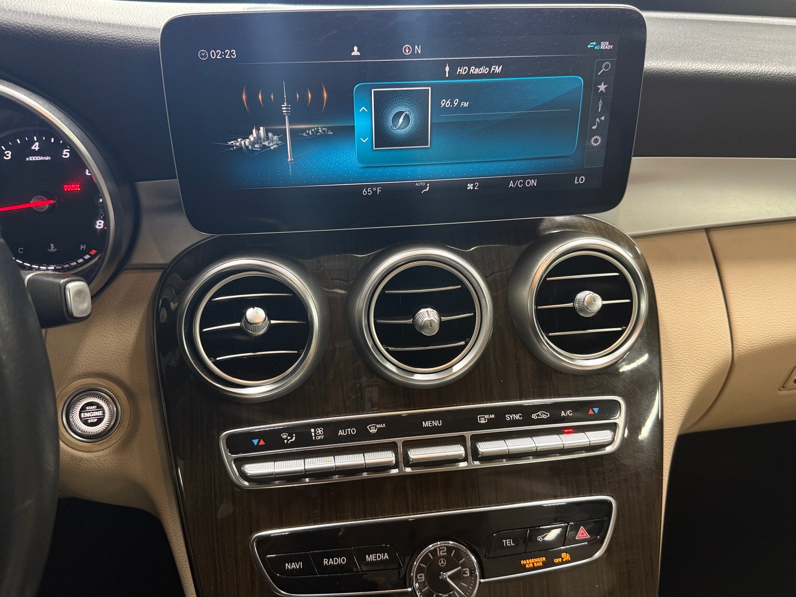 Thumbnail: 2019 Mercedes-Benz C-Class - 3