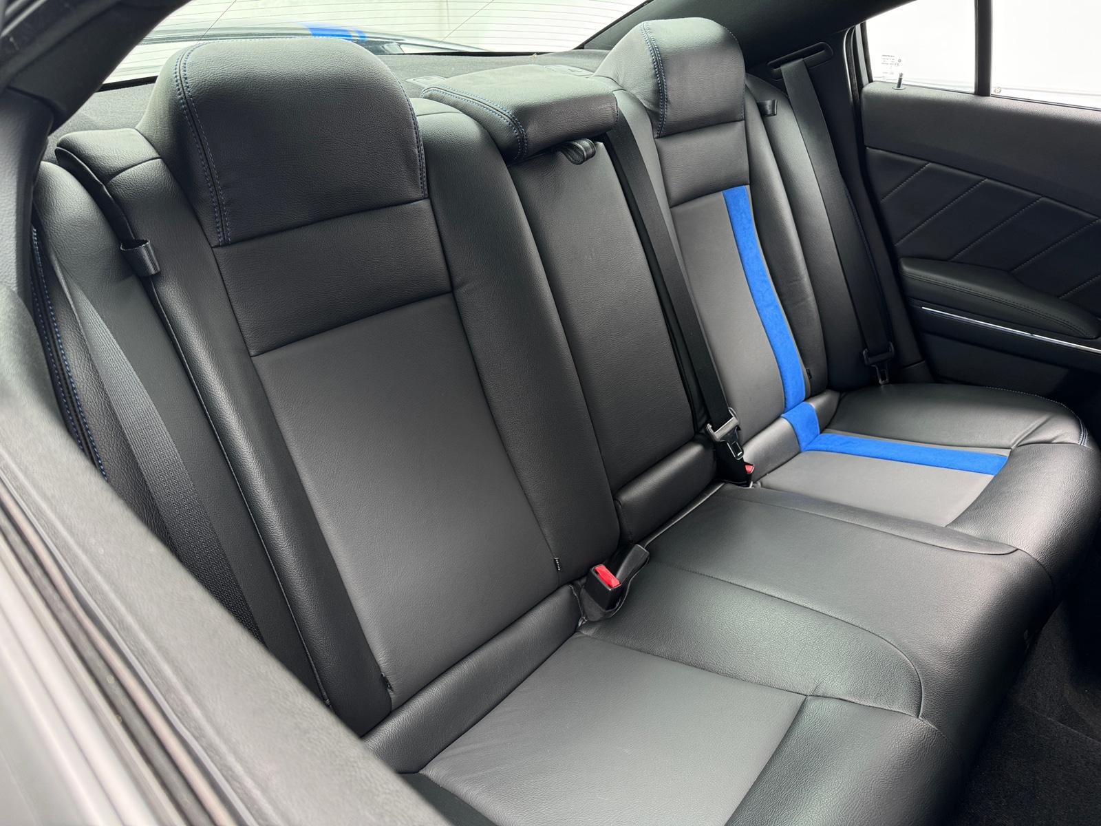 Thumbnail: 2011 Dodge Charger - 6