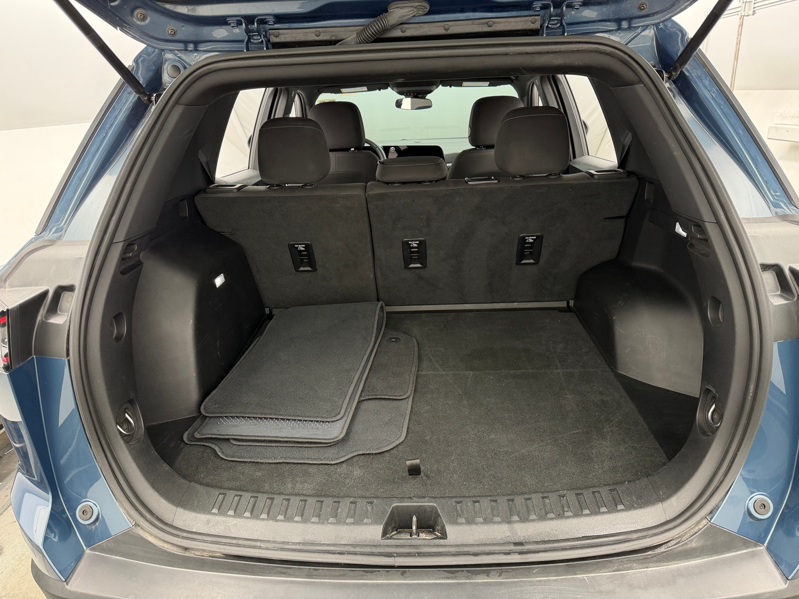 Thumbnail: 2025 Chevrolet Equinox - 7