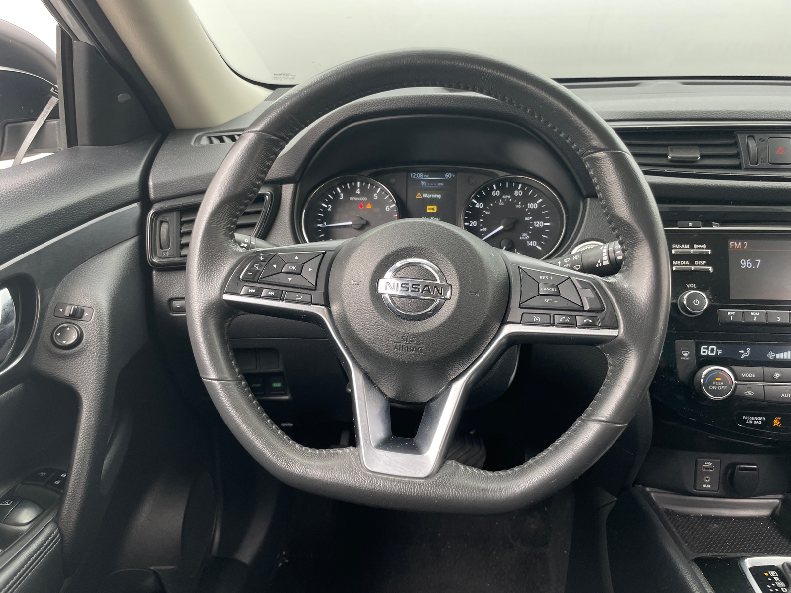 Thumbnail: 2017 Nissan Rogue - 5