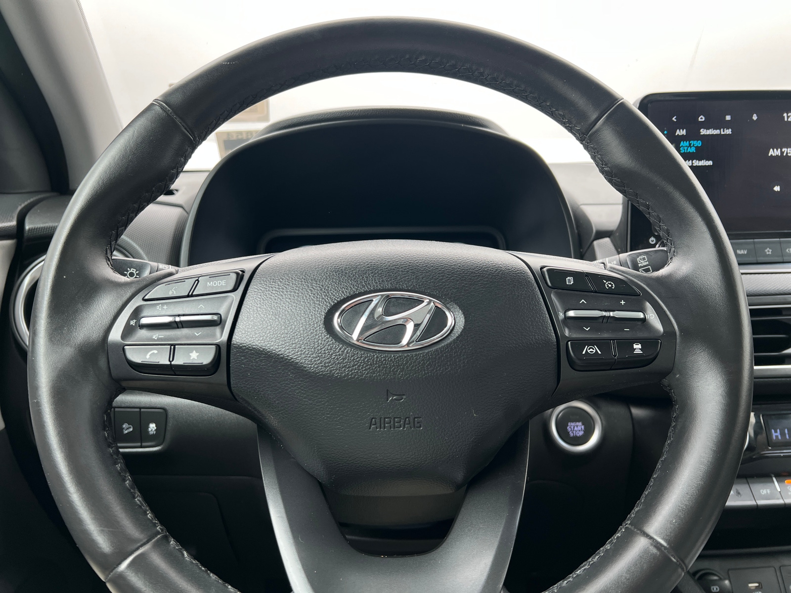 Thumbnail: 2023 Hyundai Kona - 4