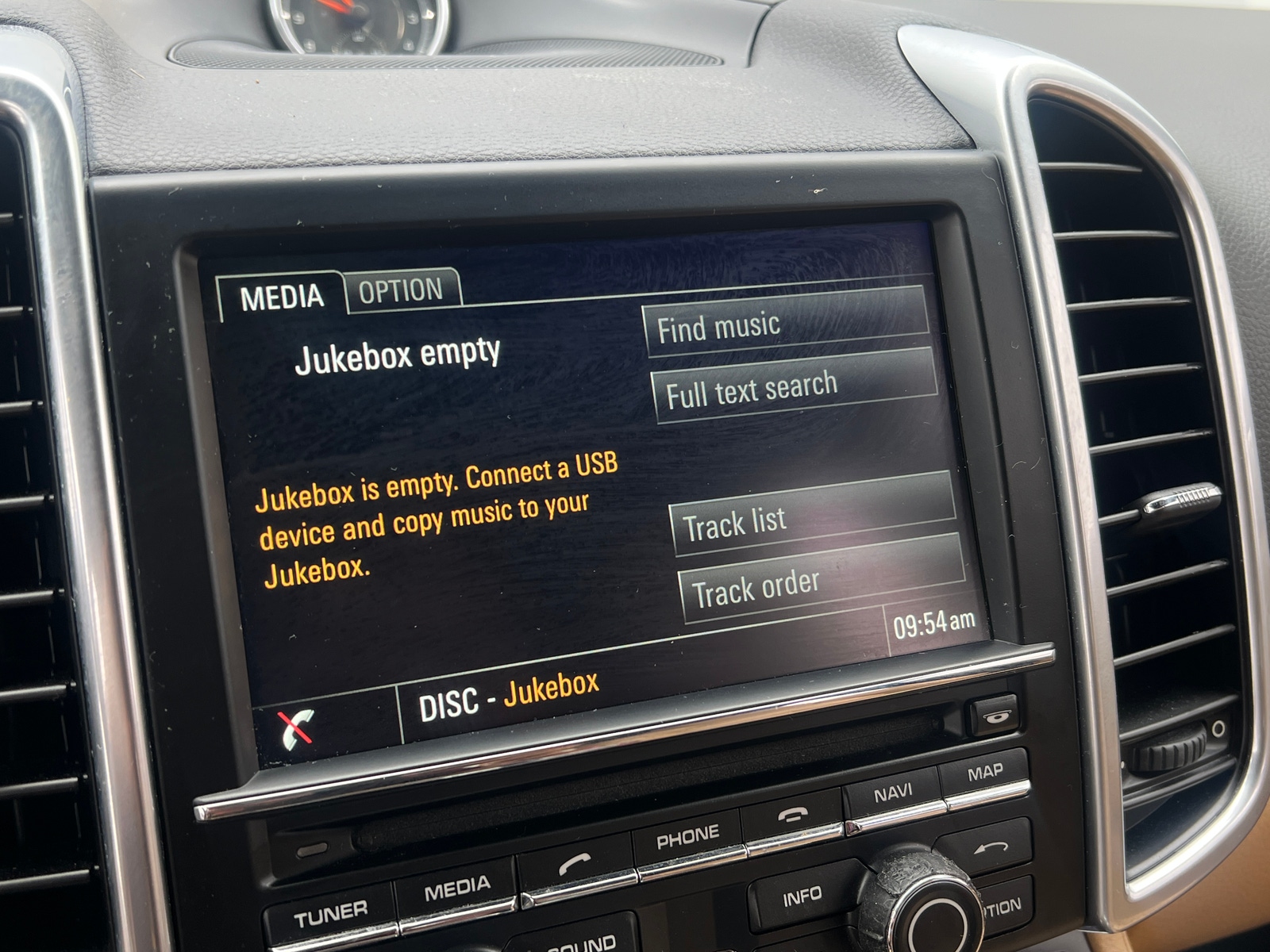 Thumbnail: 2016 Porsche Cayenne - 3