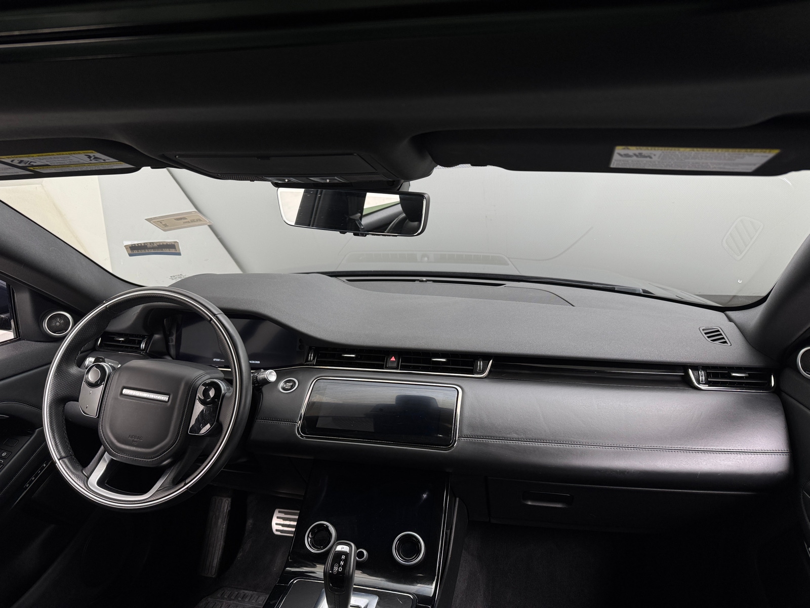 Thumbnail: 2020 Land Rover Range Rover Evoque - 2