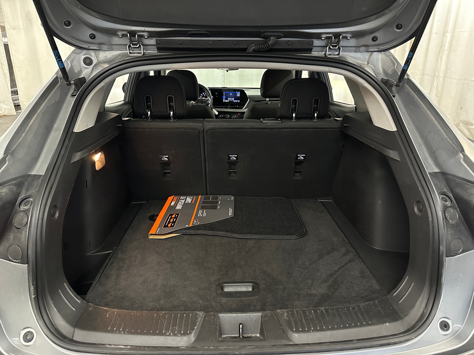 Thumbnail: 2025 Chevrolet Trax - 7