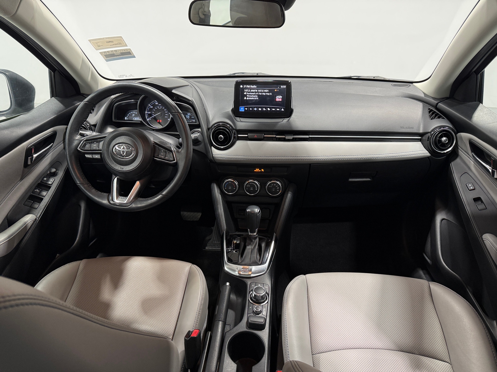 Thumbnail: 2020 Toyota Yaris - 2