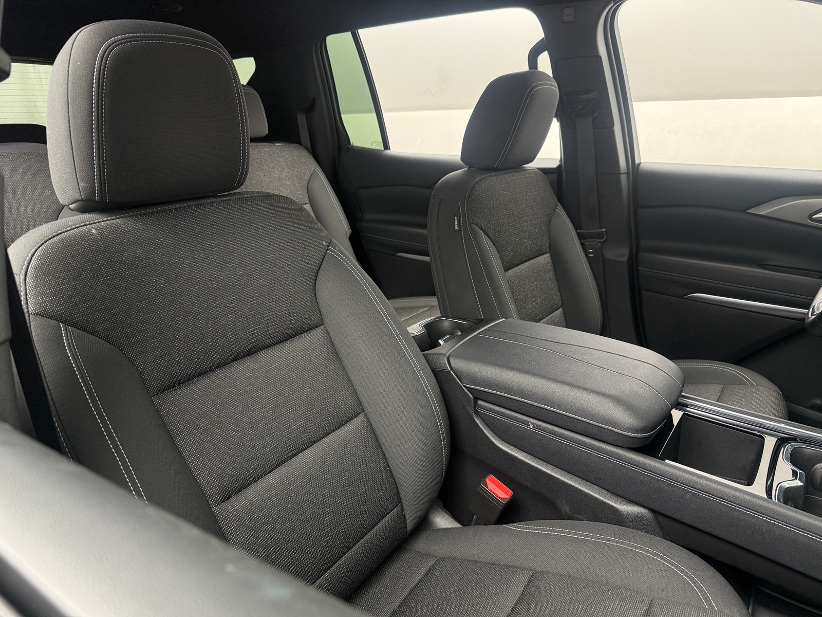 Thumbnail: 2025 Chevrolet Traverse - 2