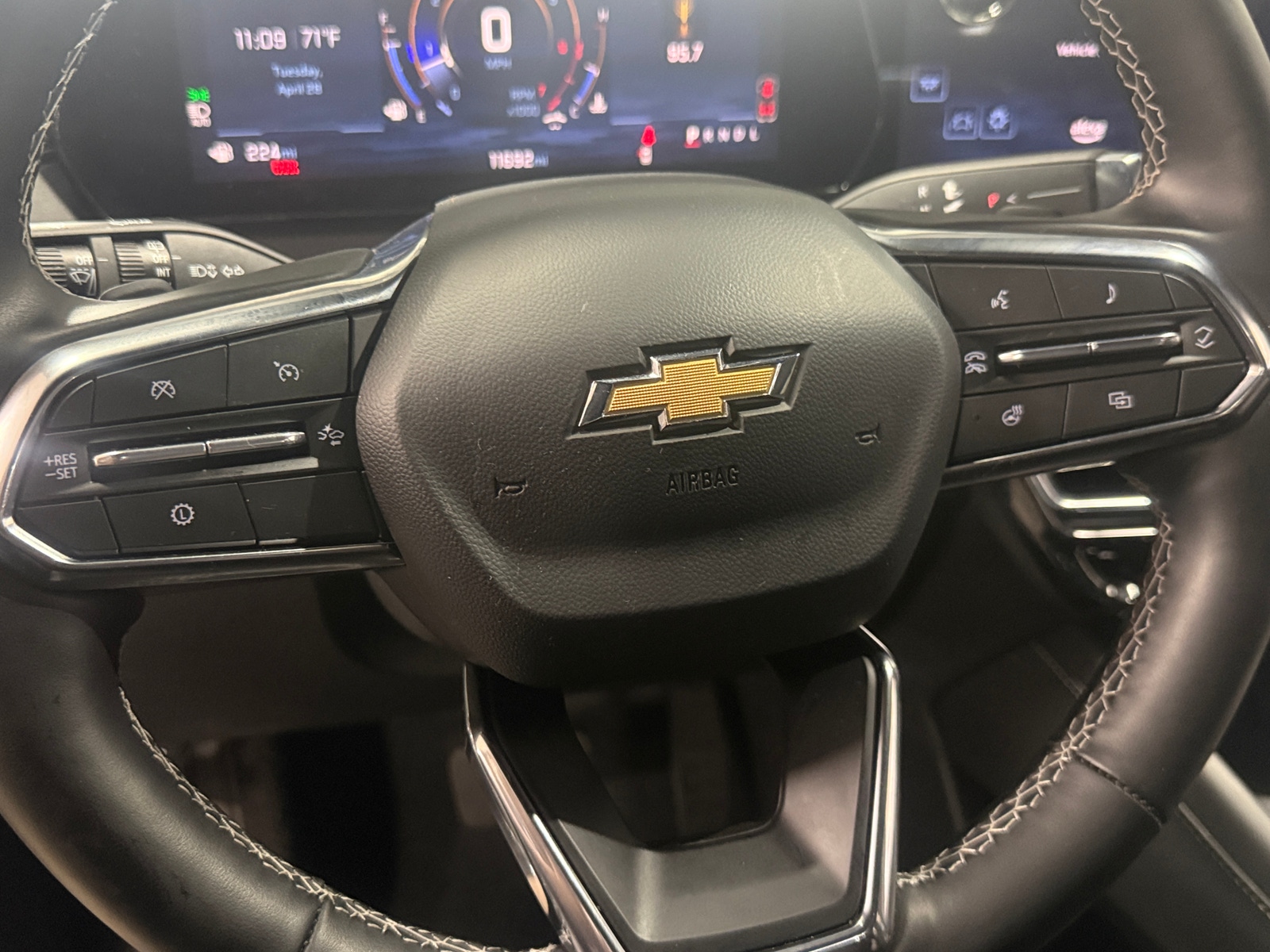 Thumbnail: 2025 Chevrolet Traverse - 5