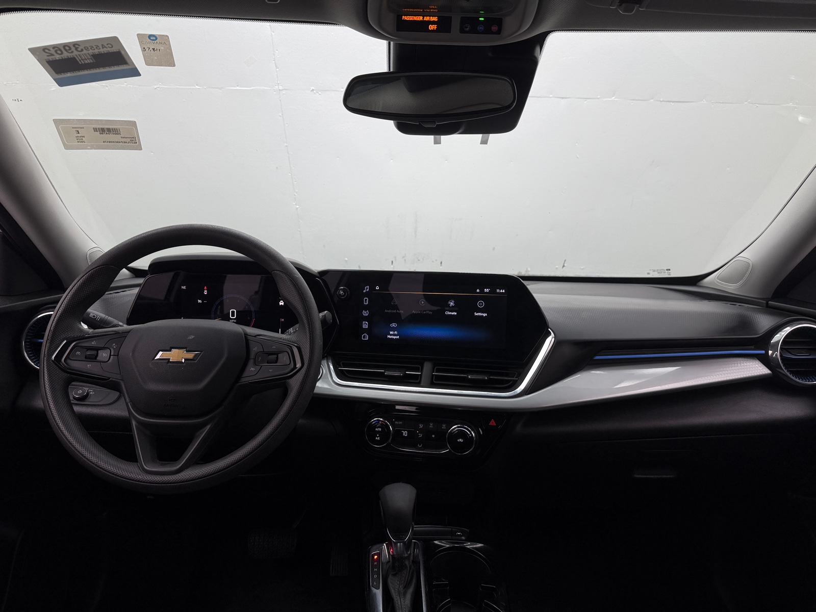 Thumbnail: 2025 Chevrolet Trax - 3