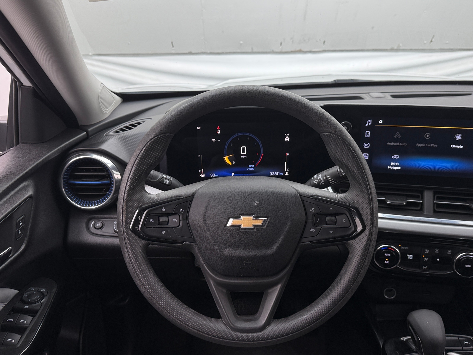Thumbnail: 2025 Chevrolet Trax - 5