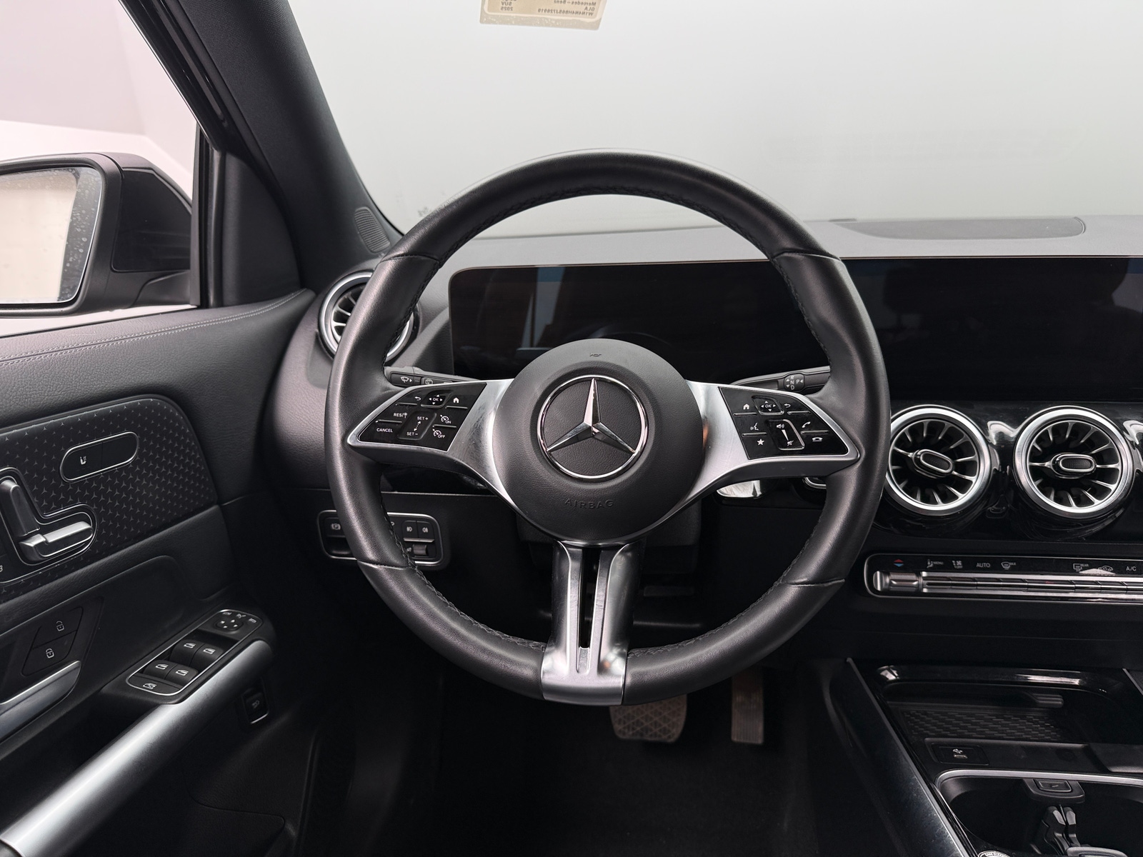 Thumbnail: 2025 Mercedes-Benz GLA - 4