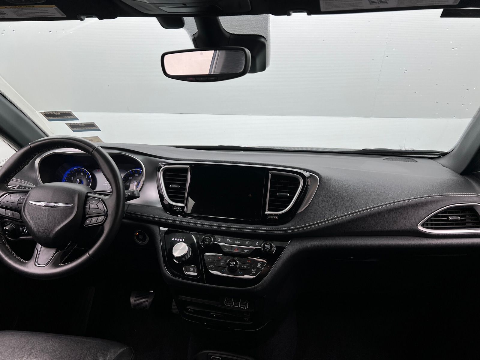 Thumbnail: 2021 Chrysler Pacifica - 2