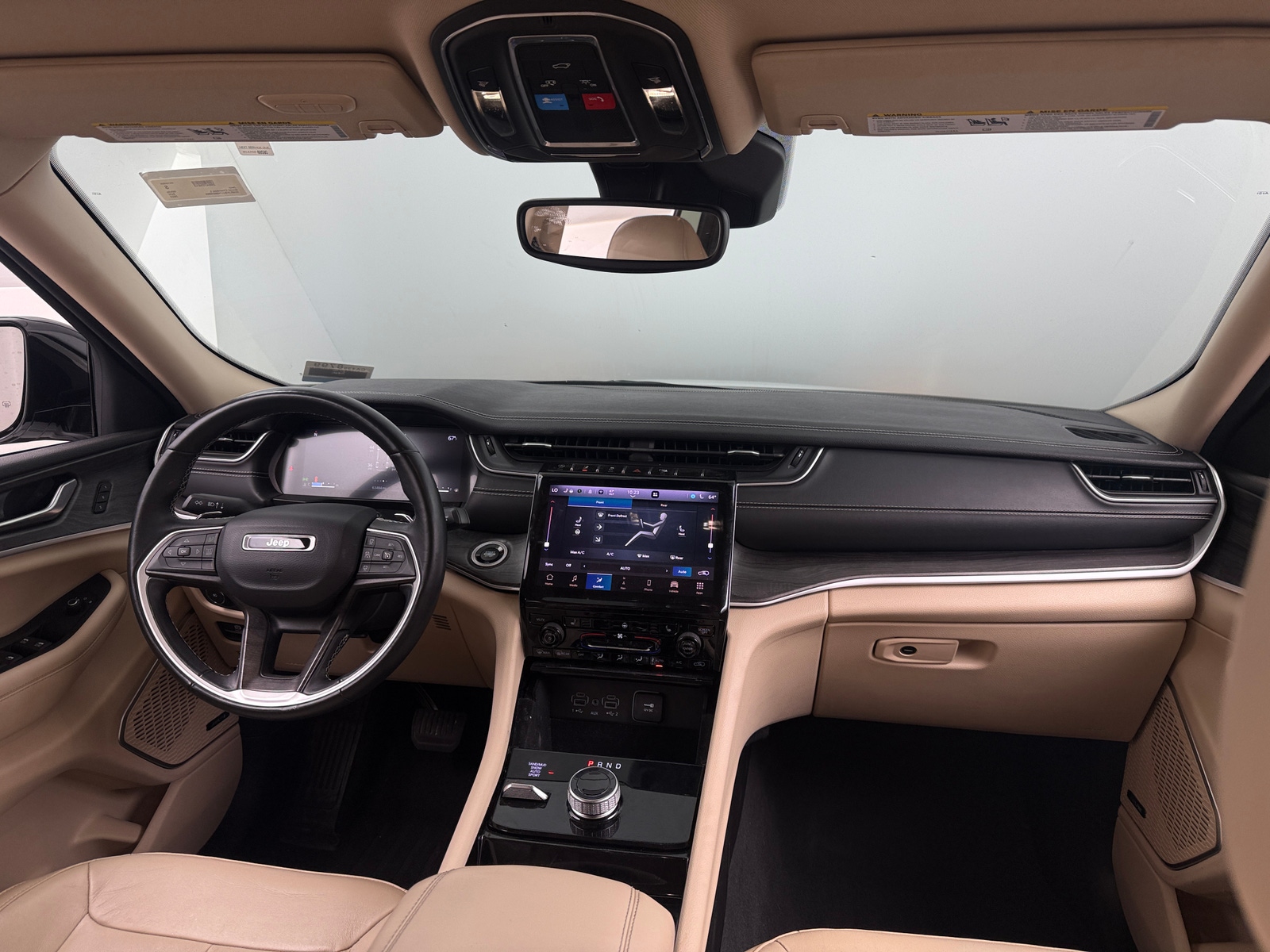 Thumbnail: 2022 Jeep Grand Cherokee L - 2