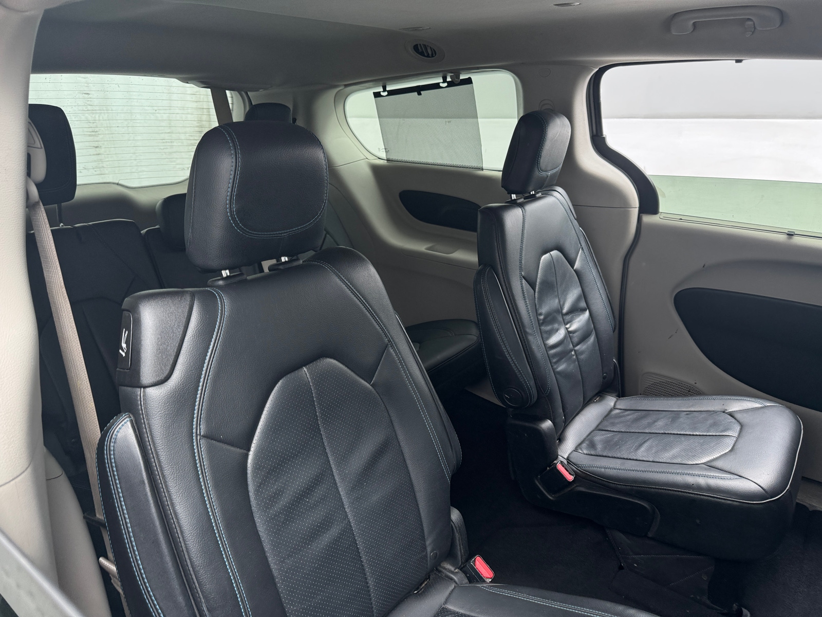 Thumbnail: 2021 Chrysler Pacifica - 5