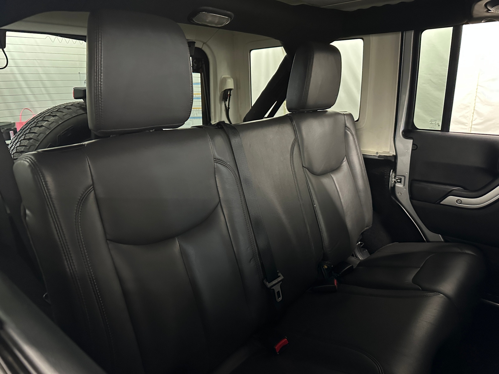 Thumbnail: 2014 Jeep Wrangler - 5