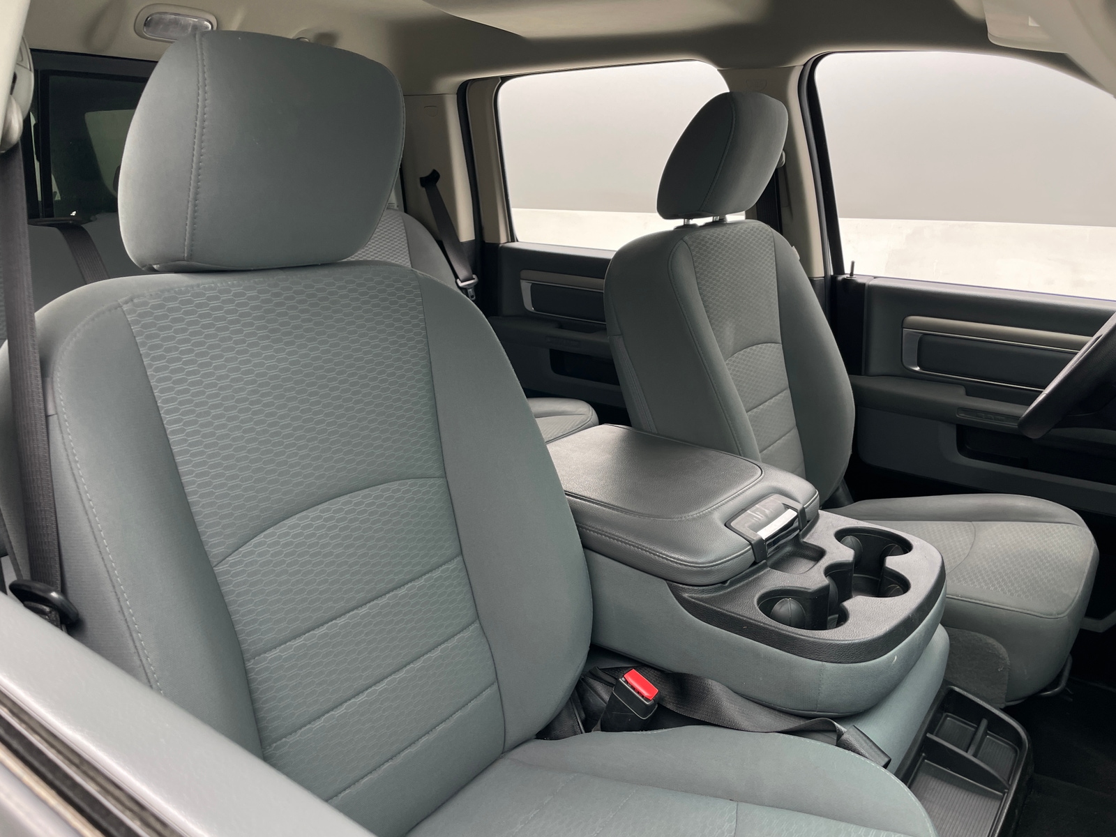 Thumbnail: 2019 RAM 1500 Classic - 2
