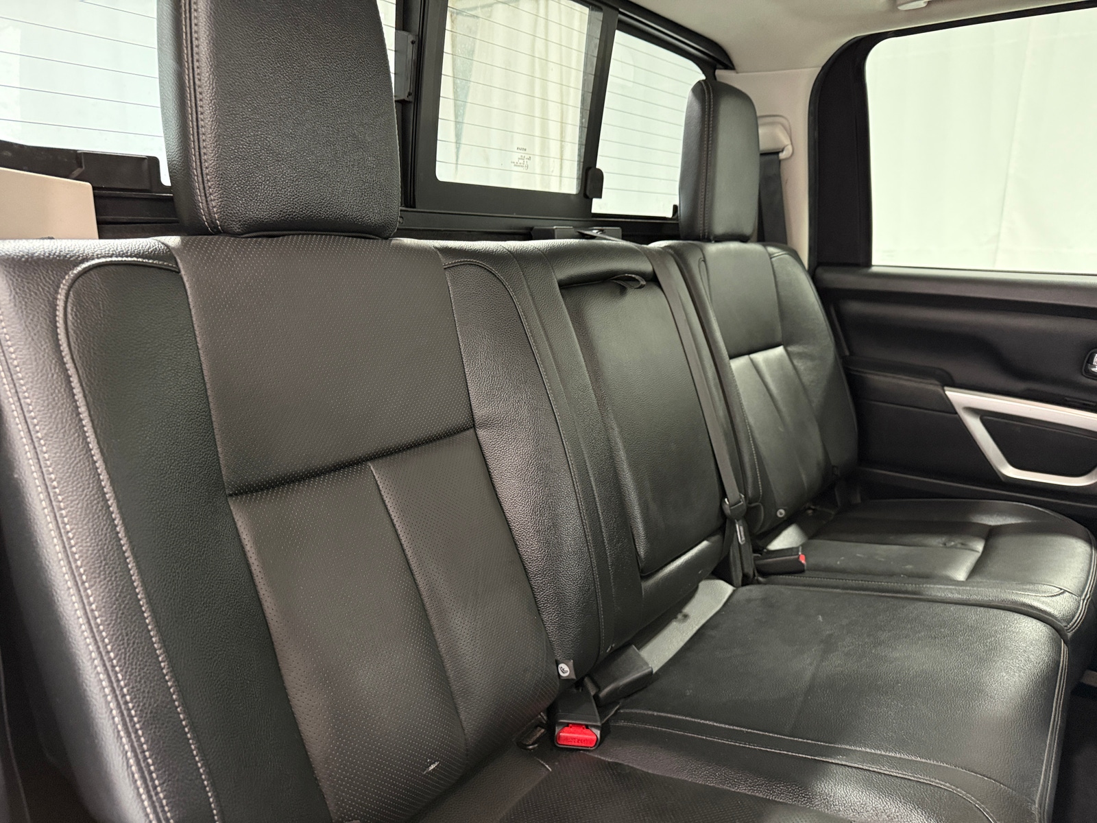 Thumbnail: 2020 Nissan Titan - 5