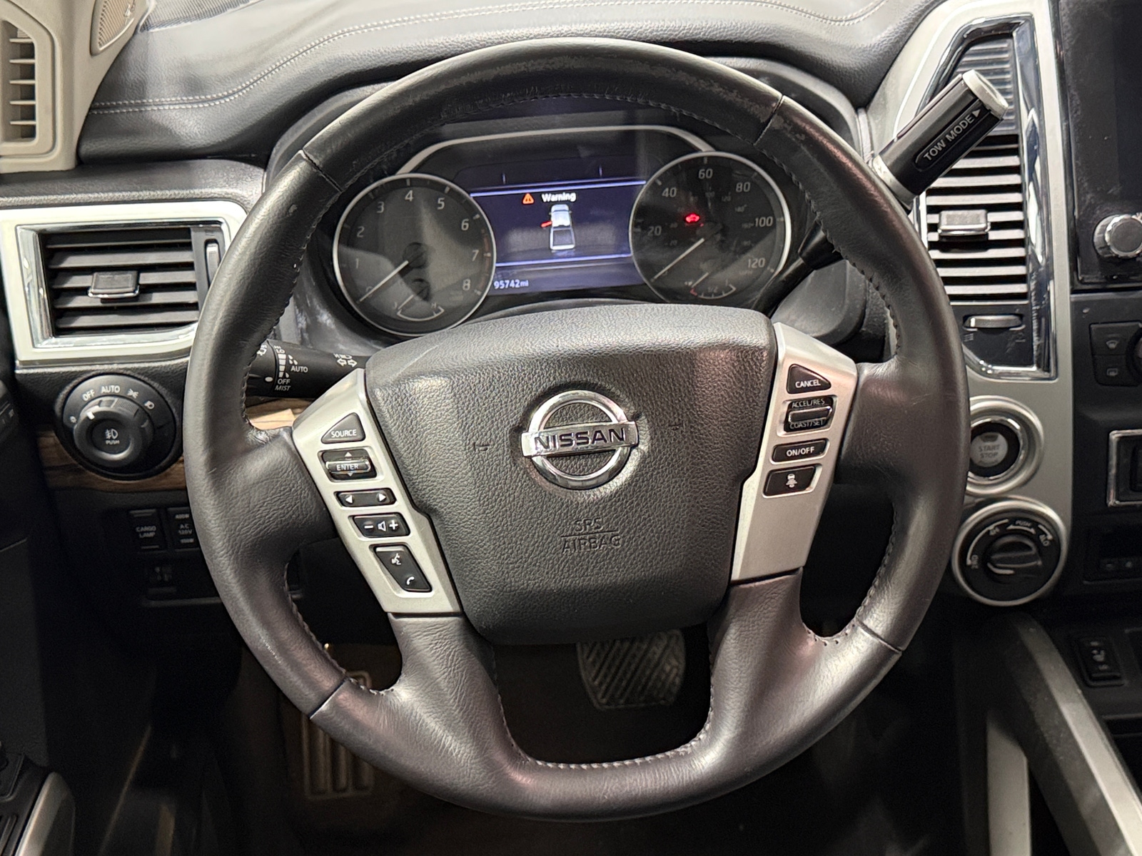 Thumbnail: 2020 Nissan Titan - 4