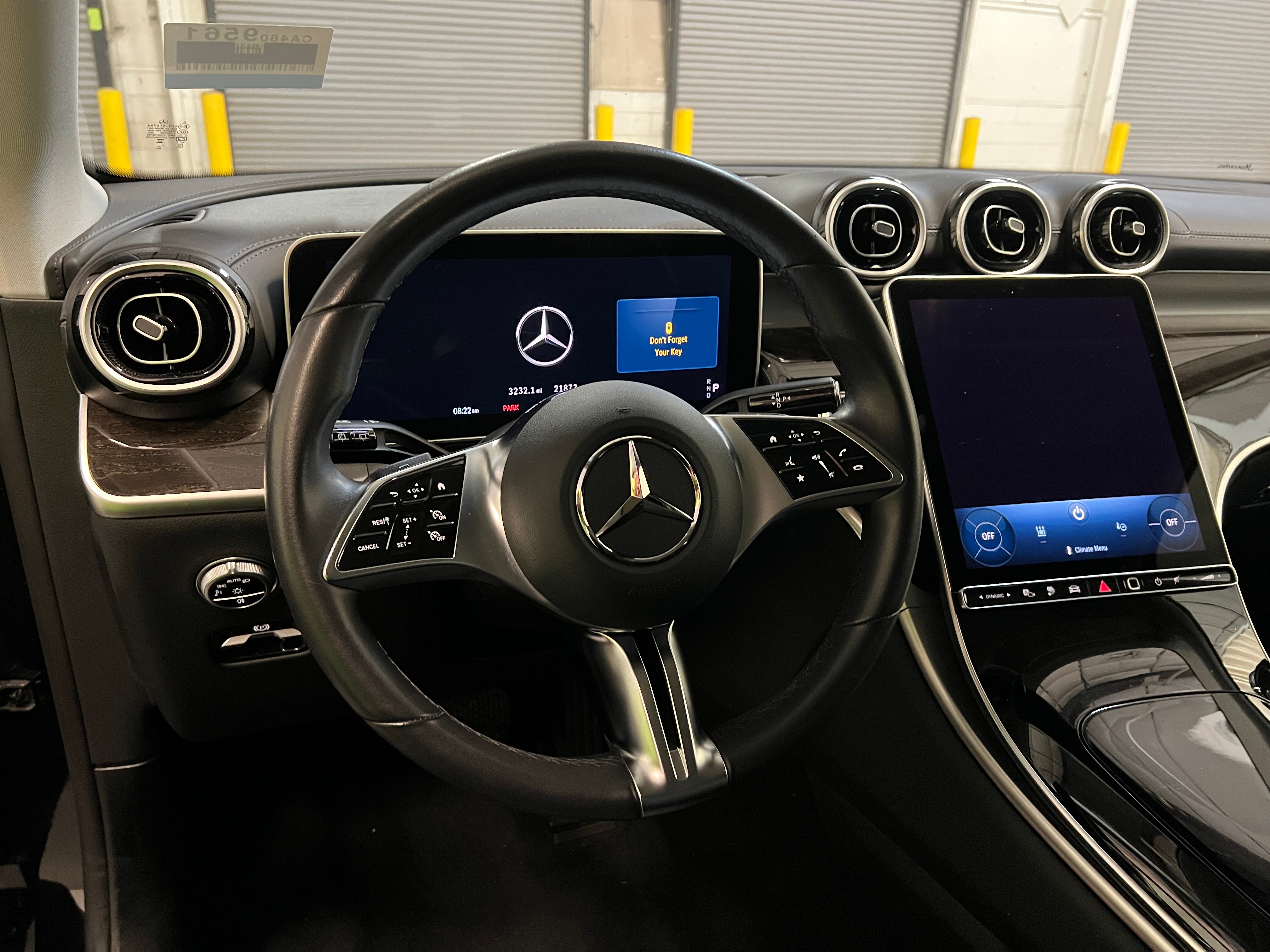 2025 Mercedes-Benz GLC Base - Photo 8