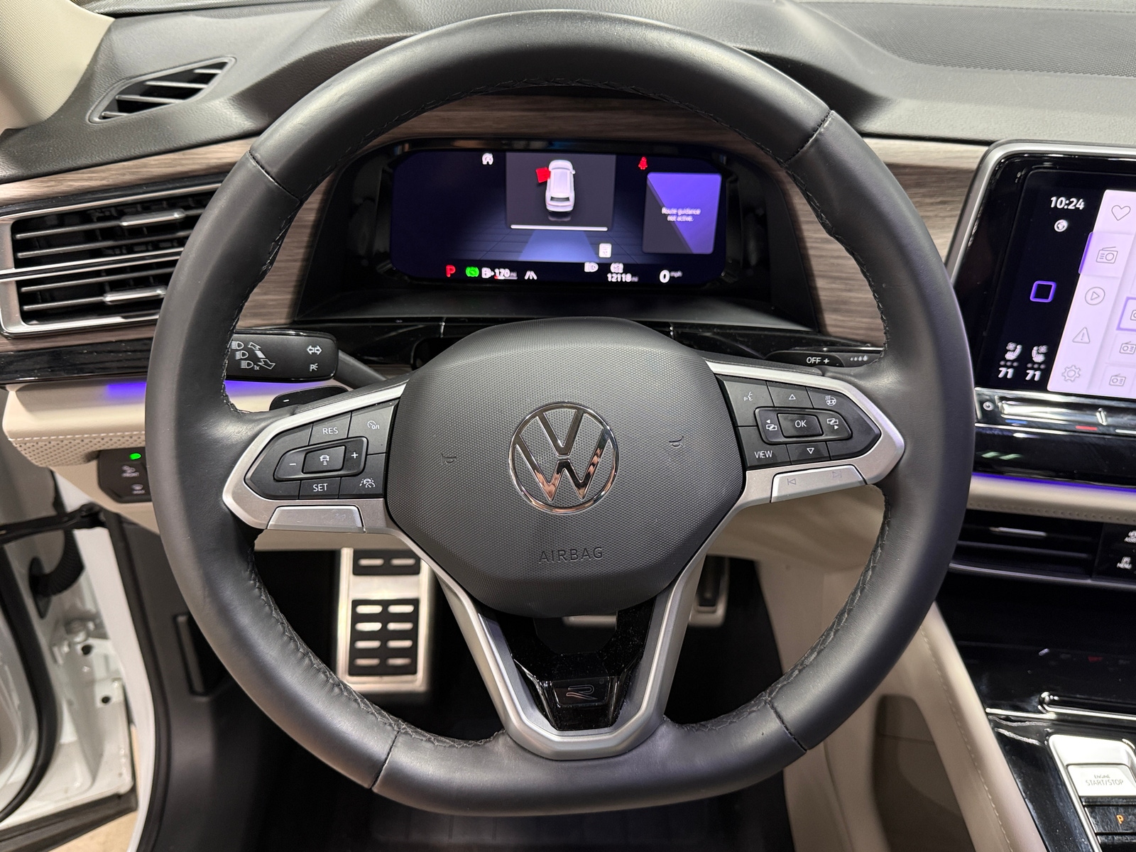 Thumbnail: 2024 Volkswagen Atlas - 4