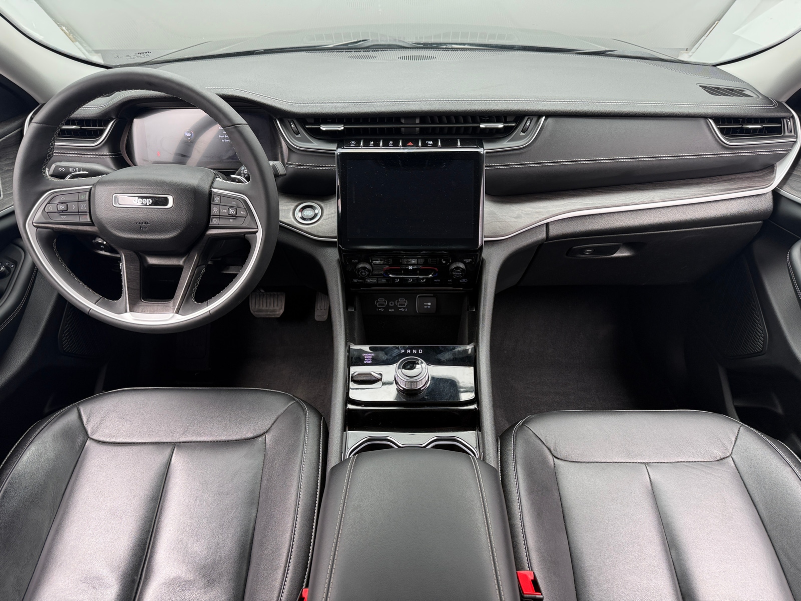 Thumbnail: 2023 Jeep Grand Cherokee L - 2