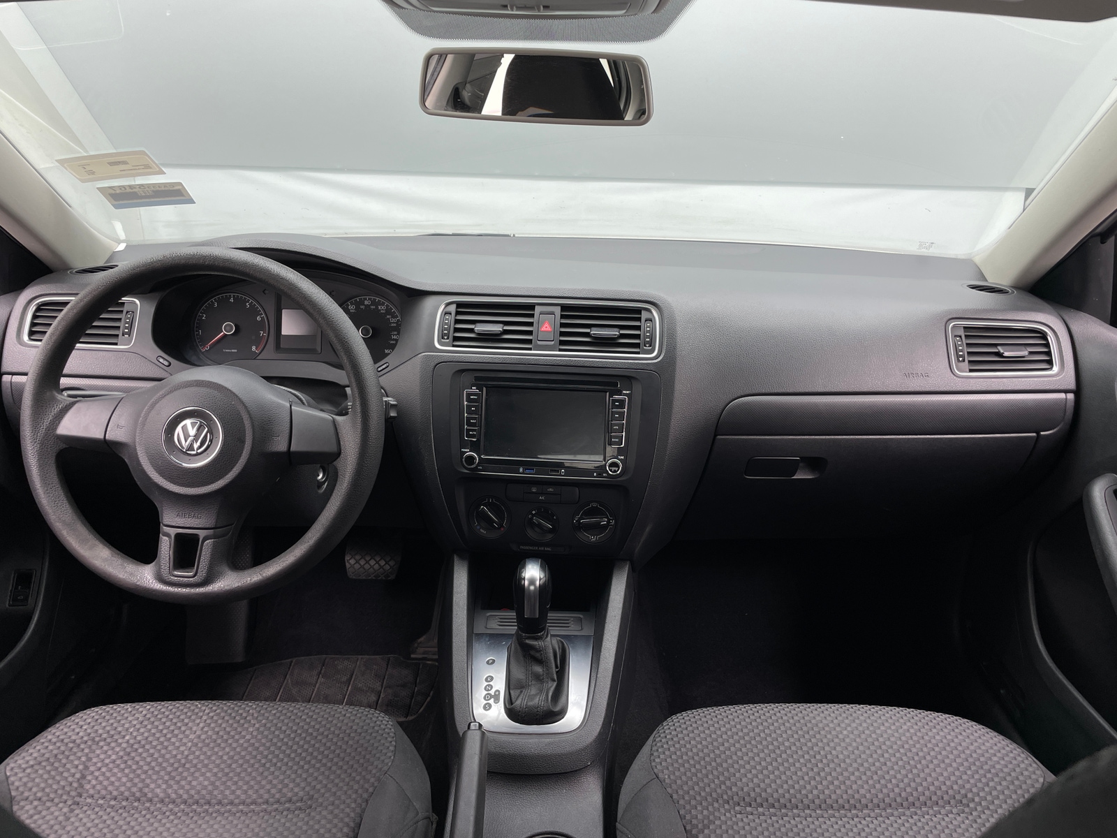Thumbnail: 2014 Volkswagen Jetta - 3