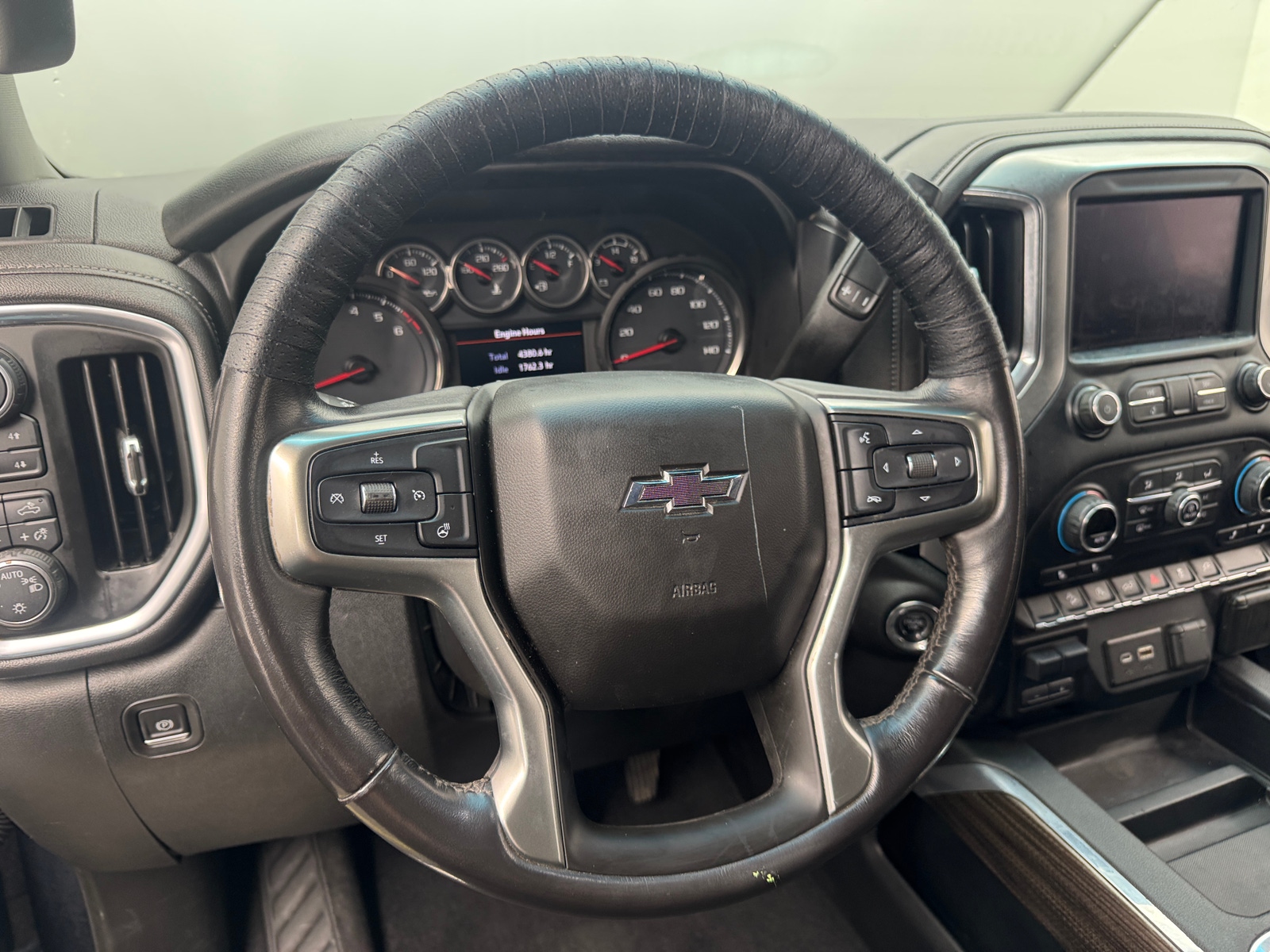 Thumbnail: 2020 Chevrolet Silverado 1500 - 5