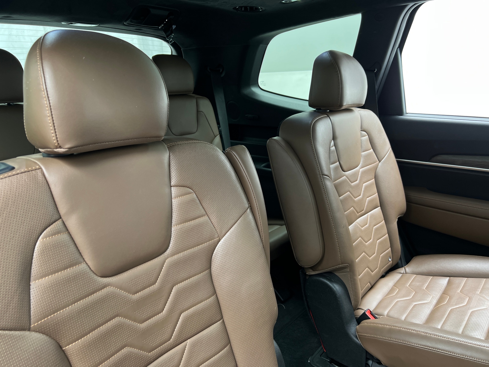 Thumbnail: 2022 Kia Telluride - 5