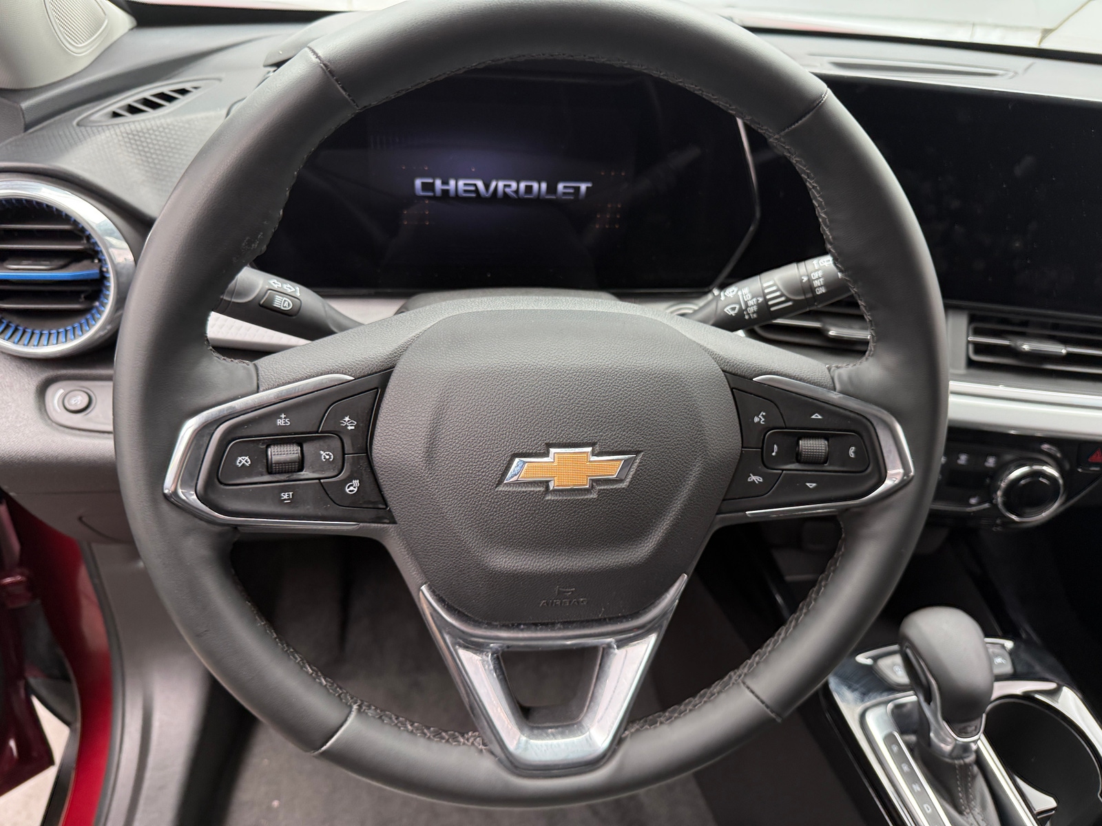 Thumbnail: 2025 Chevrolet Trax - 5