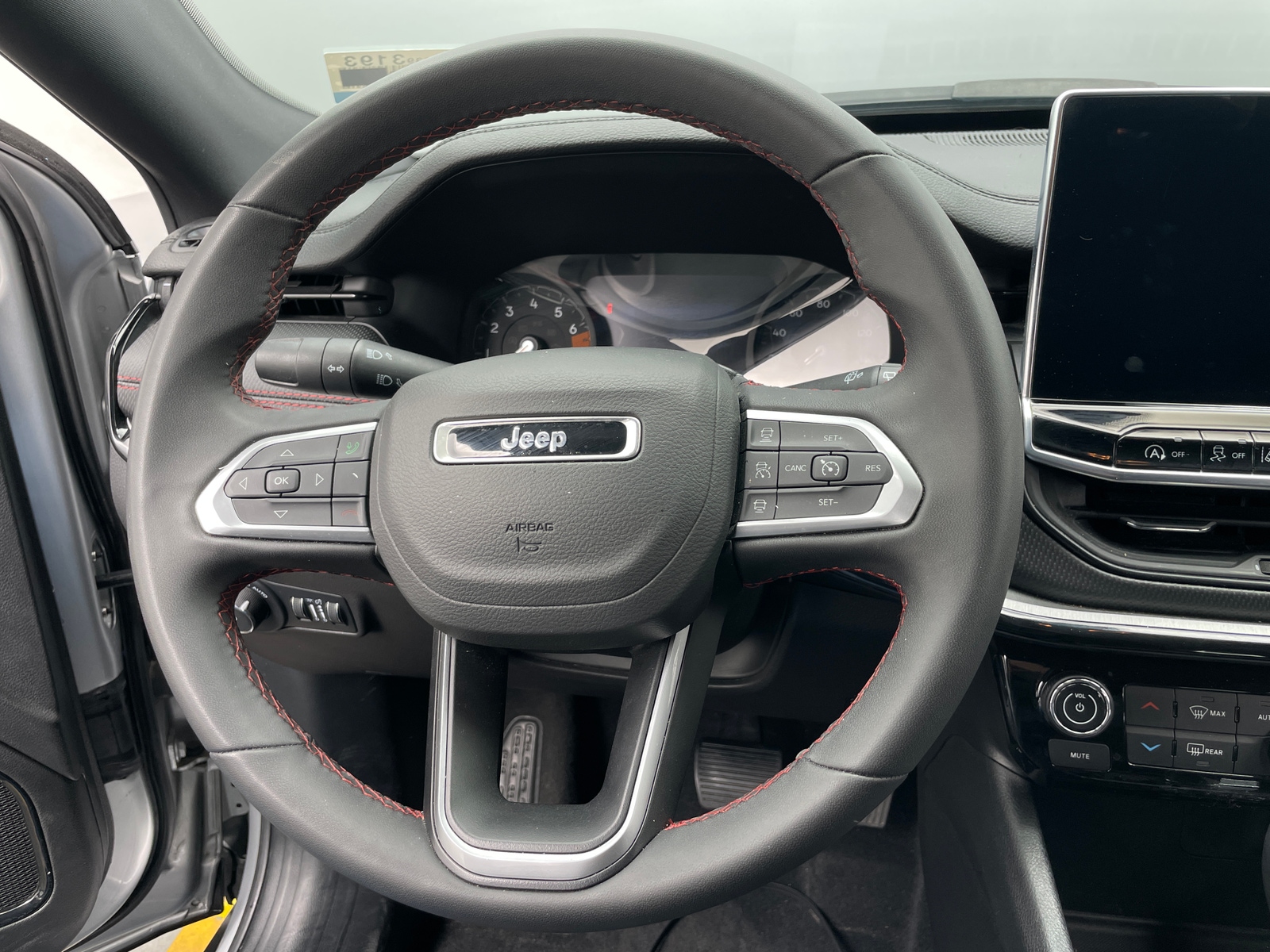 Thumbnail: 2025 Jeep Compass - 4
