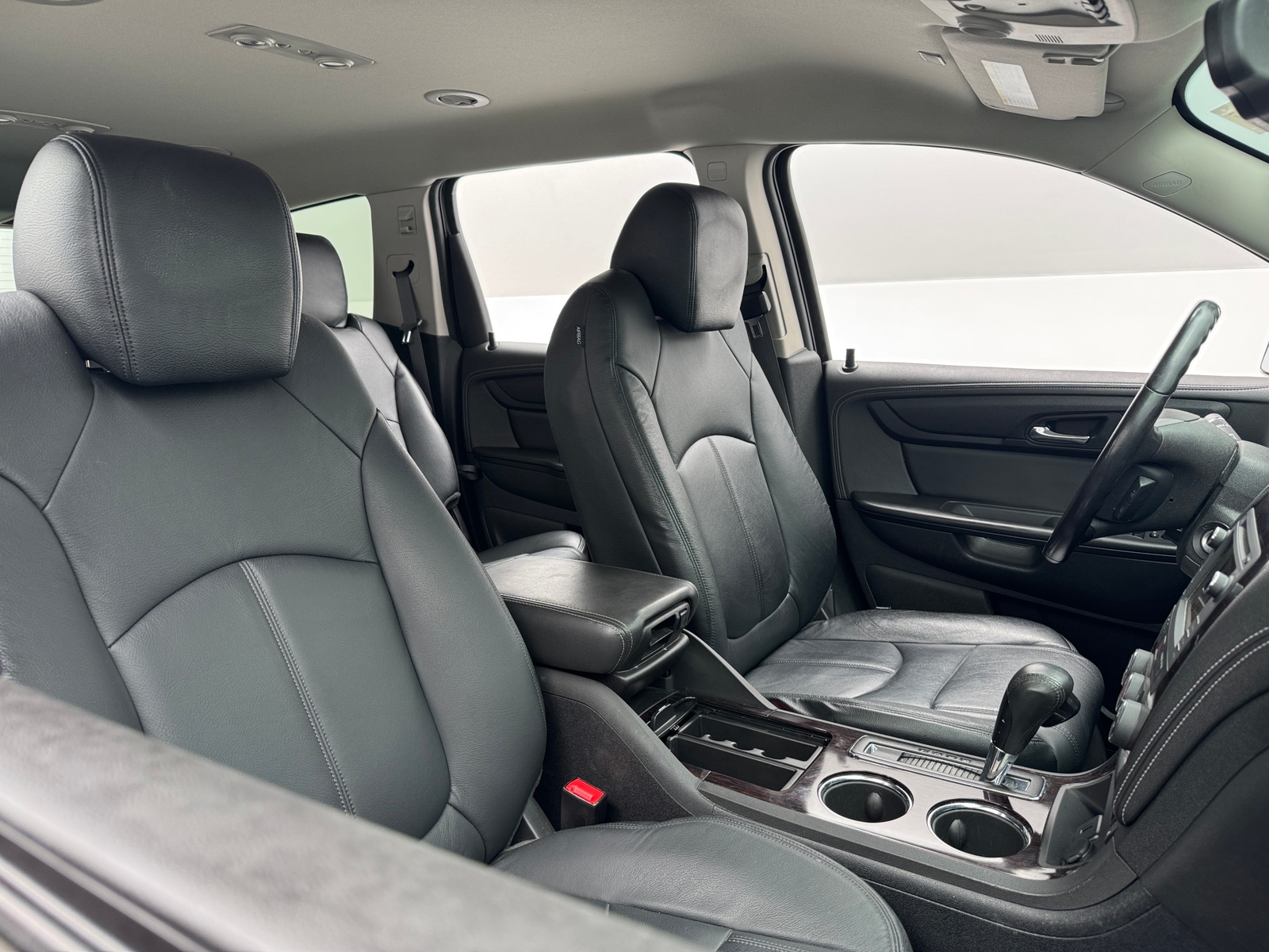 Thumbnail: 2017 Chevrolet Traverse - 2