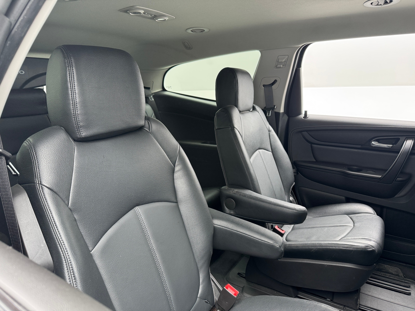 Thumbnail: 2017 Chevrolet Traverse - 6
