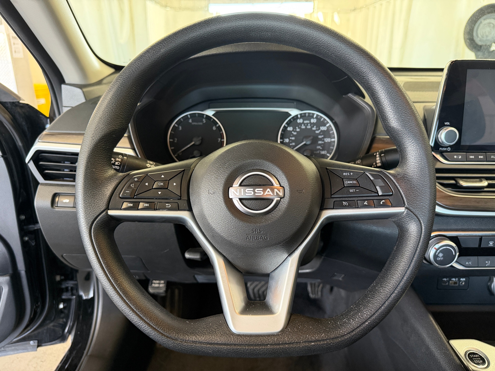 Thumbnail: 2025 Nissan Altima - 5