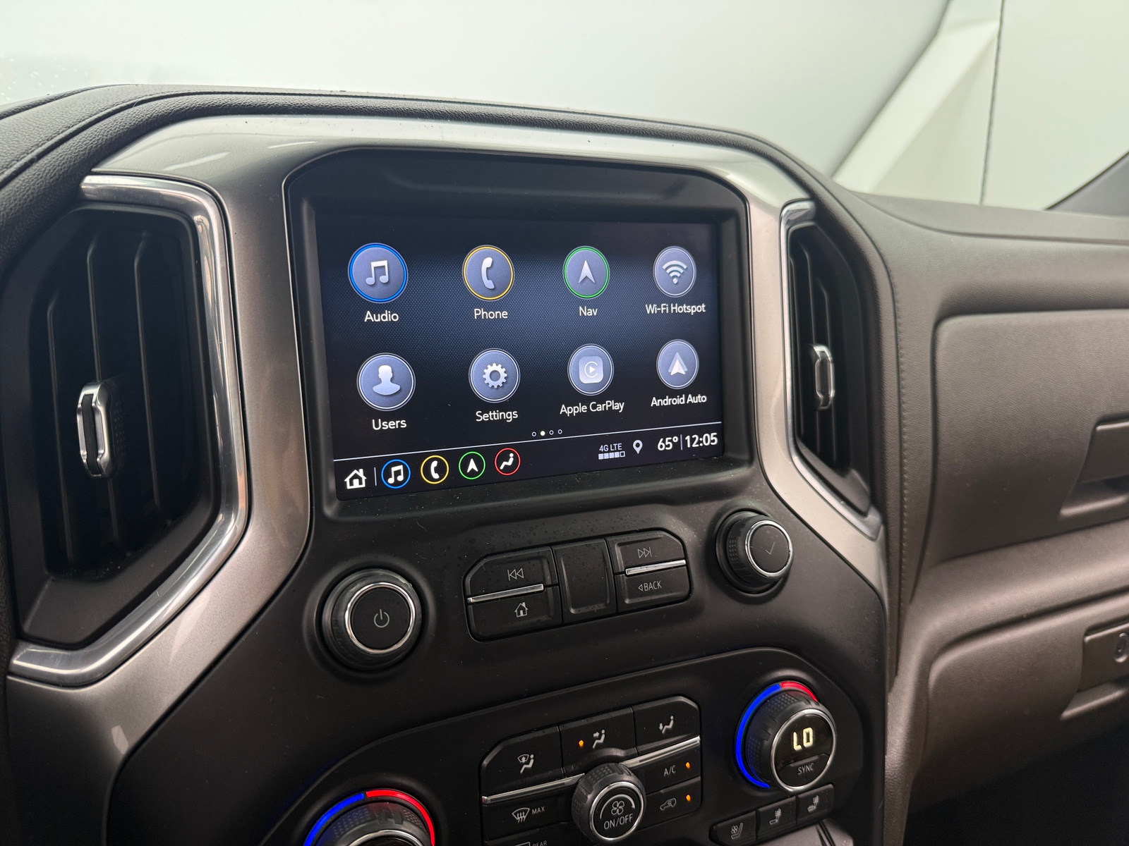 Thumbnail: 2019 Chevrolet Silverado 1500 - 3