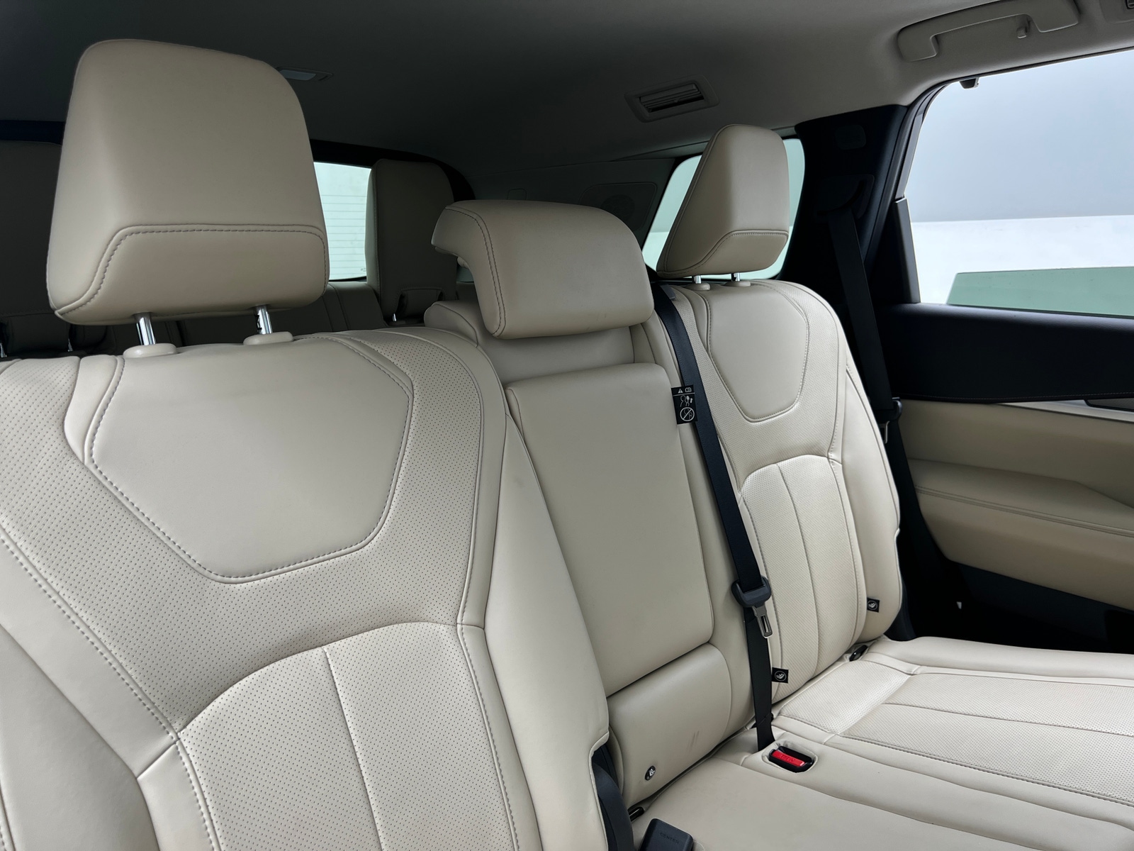 Thumbnail: 2023 INFINITI QX60 - 5
