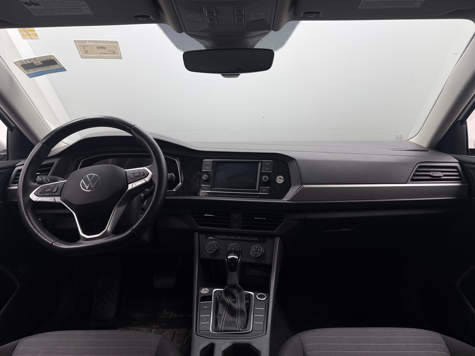 Thumbnail: 2024 Volkswagen Jetta - 3