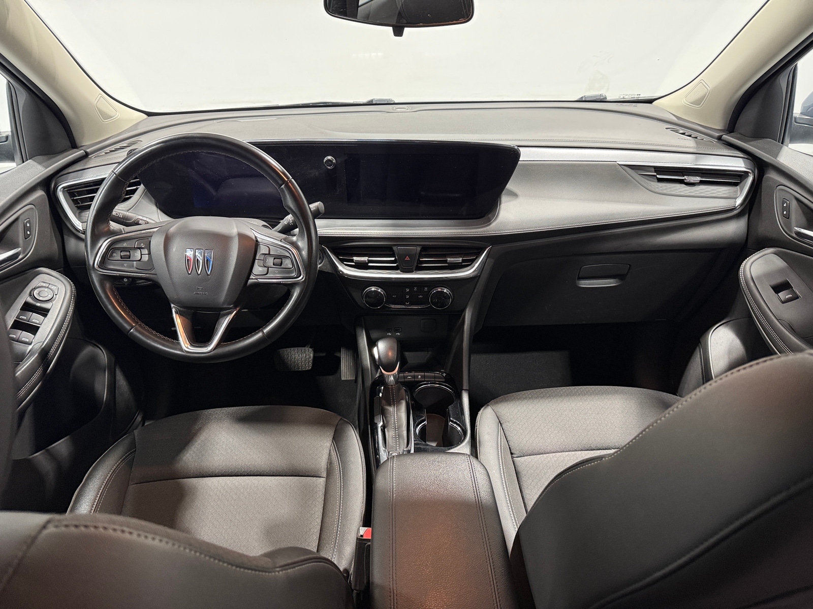 Thumbnail: 2024 Buick Encore GX - 2