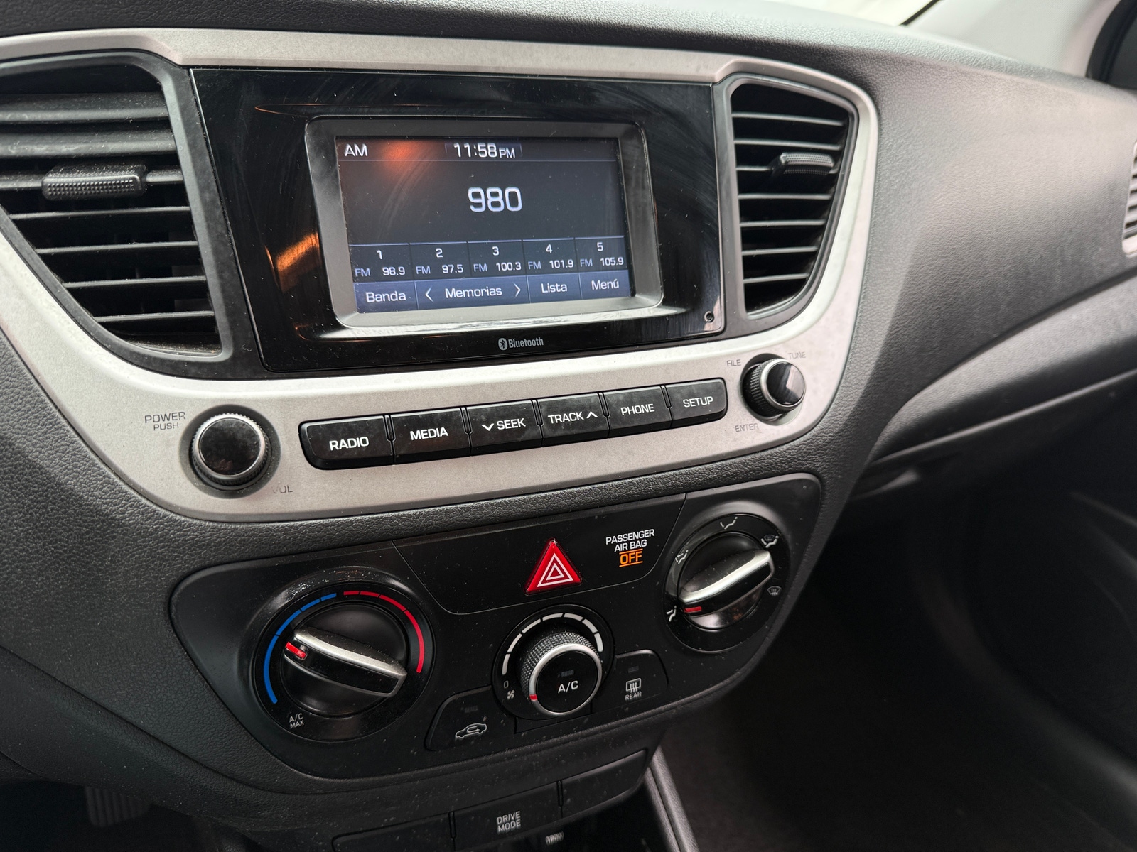 Thumbnail: 2021 Hyundai Accent - 4