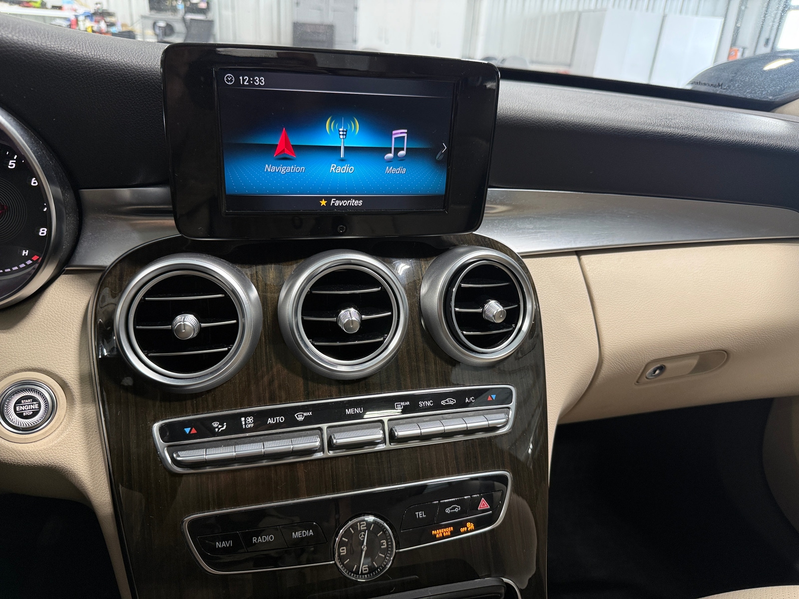 Thumbnail: 2019 Mercedes-Benz C-Class - 3