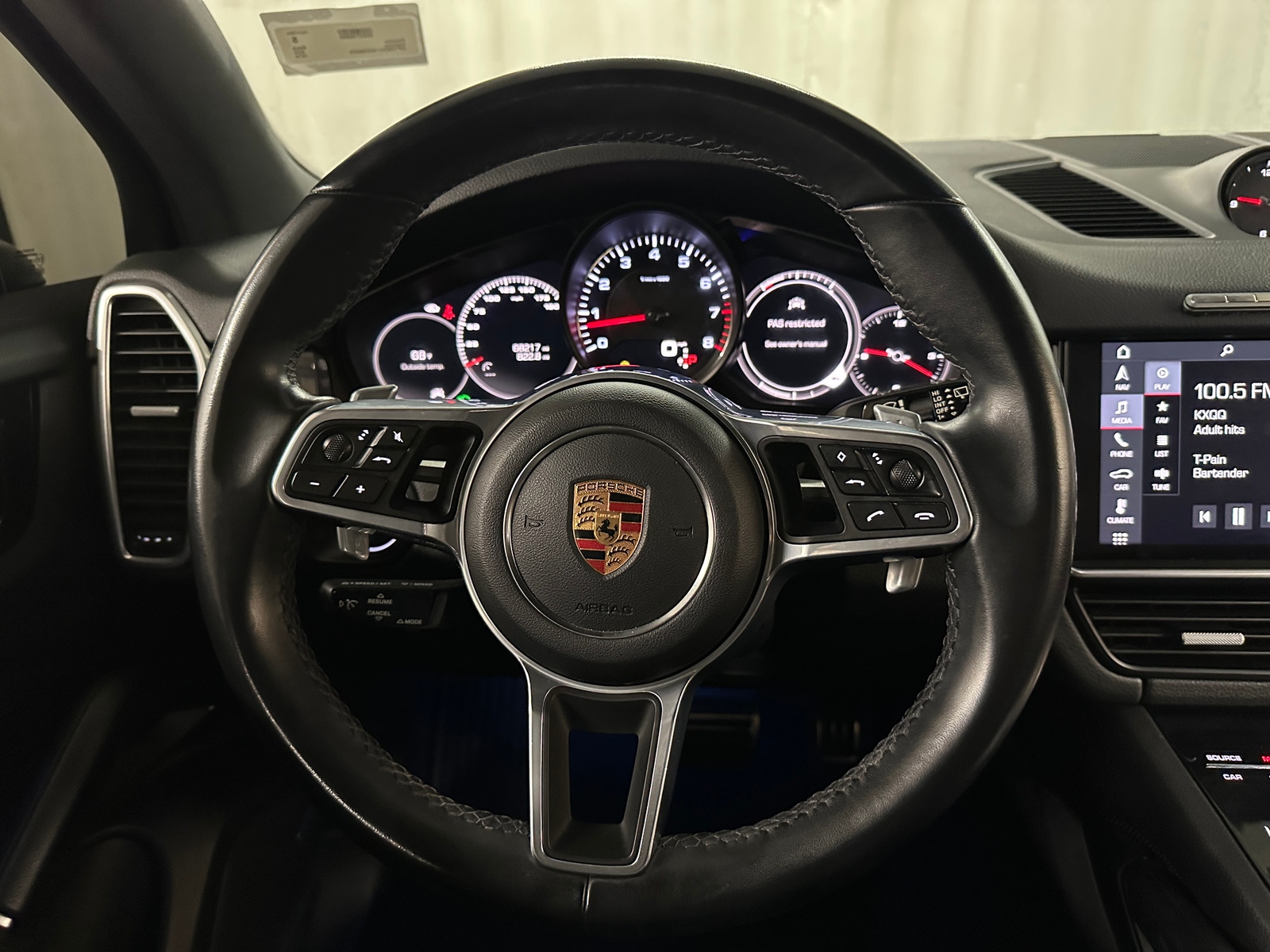 Thumbnail: 2019 Porsche Cayenne - 4
