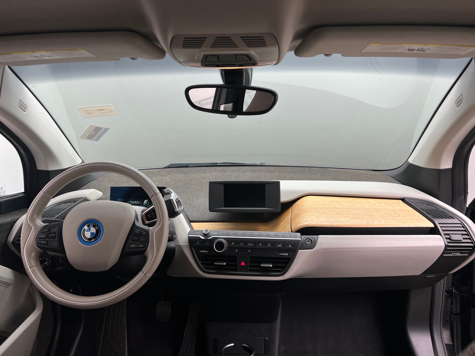 Thumbnail: 2018 BMW i3 - 3