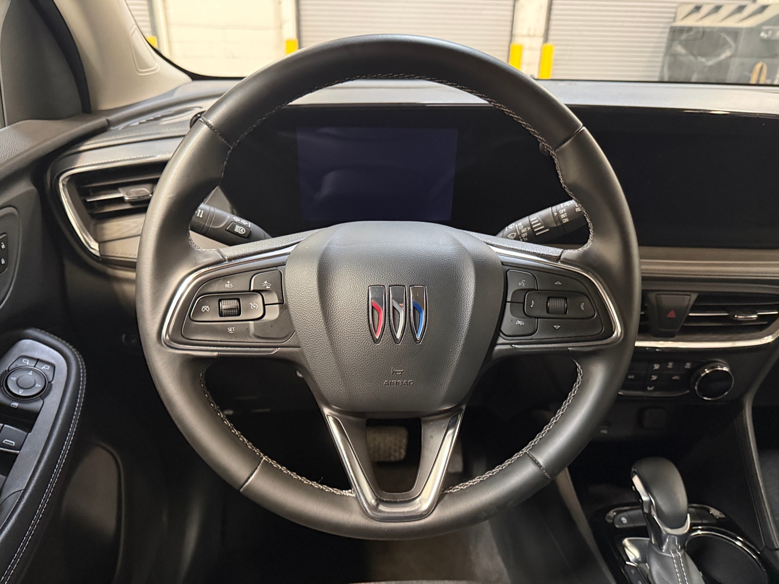Thumbnail: 2025 Buick Encore GX - 4