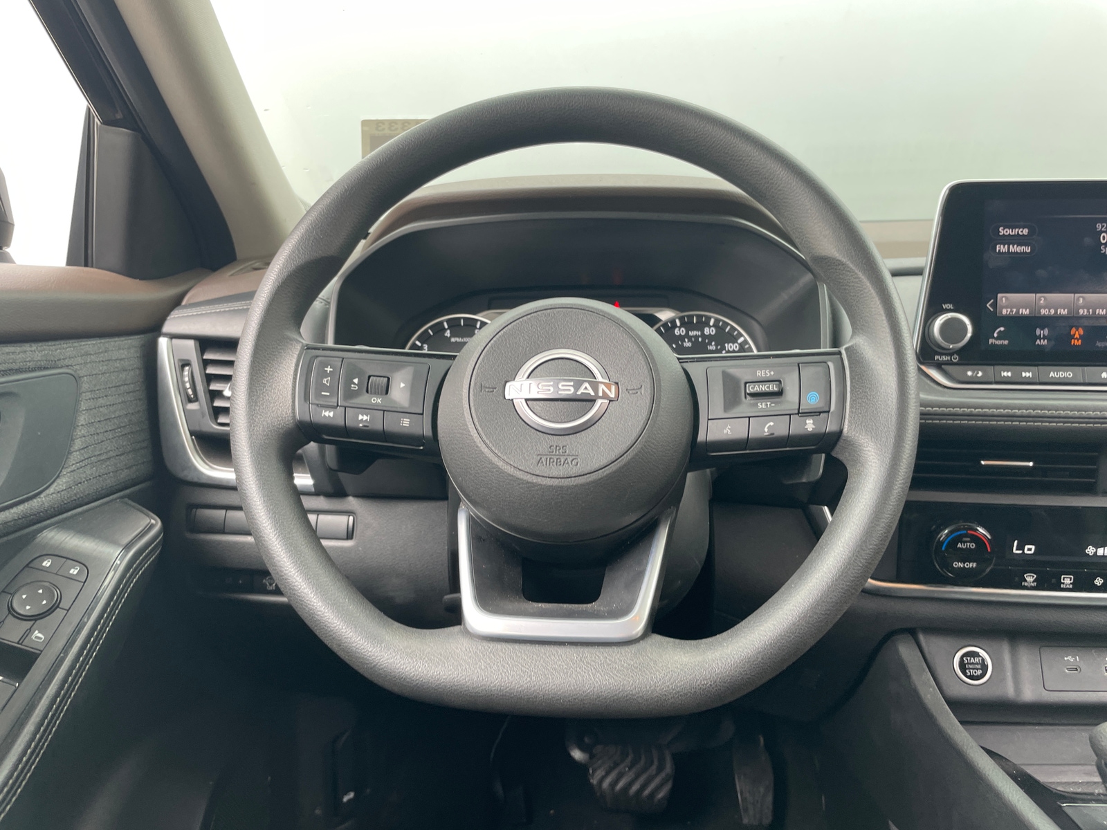 Thumbnail: 2023 Nissan Rogue - 5