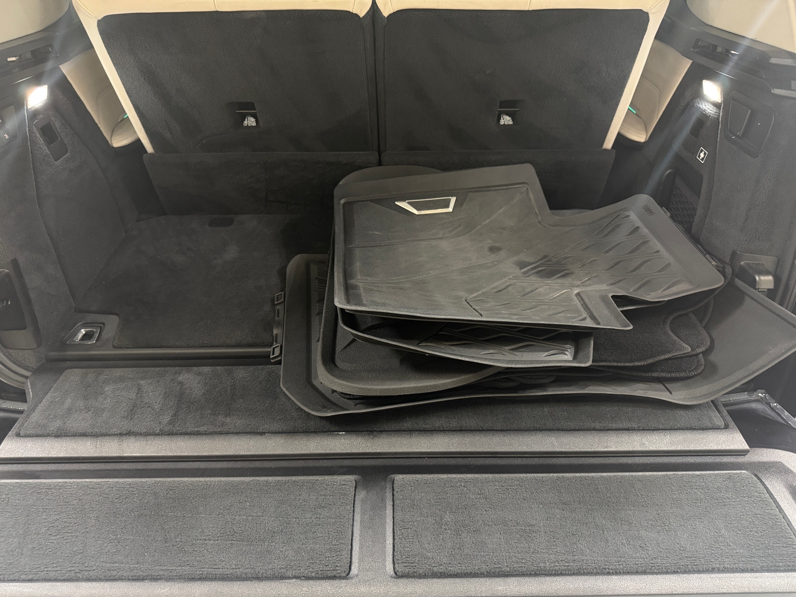 Thumbnail: 2019 BMW X7 - 6