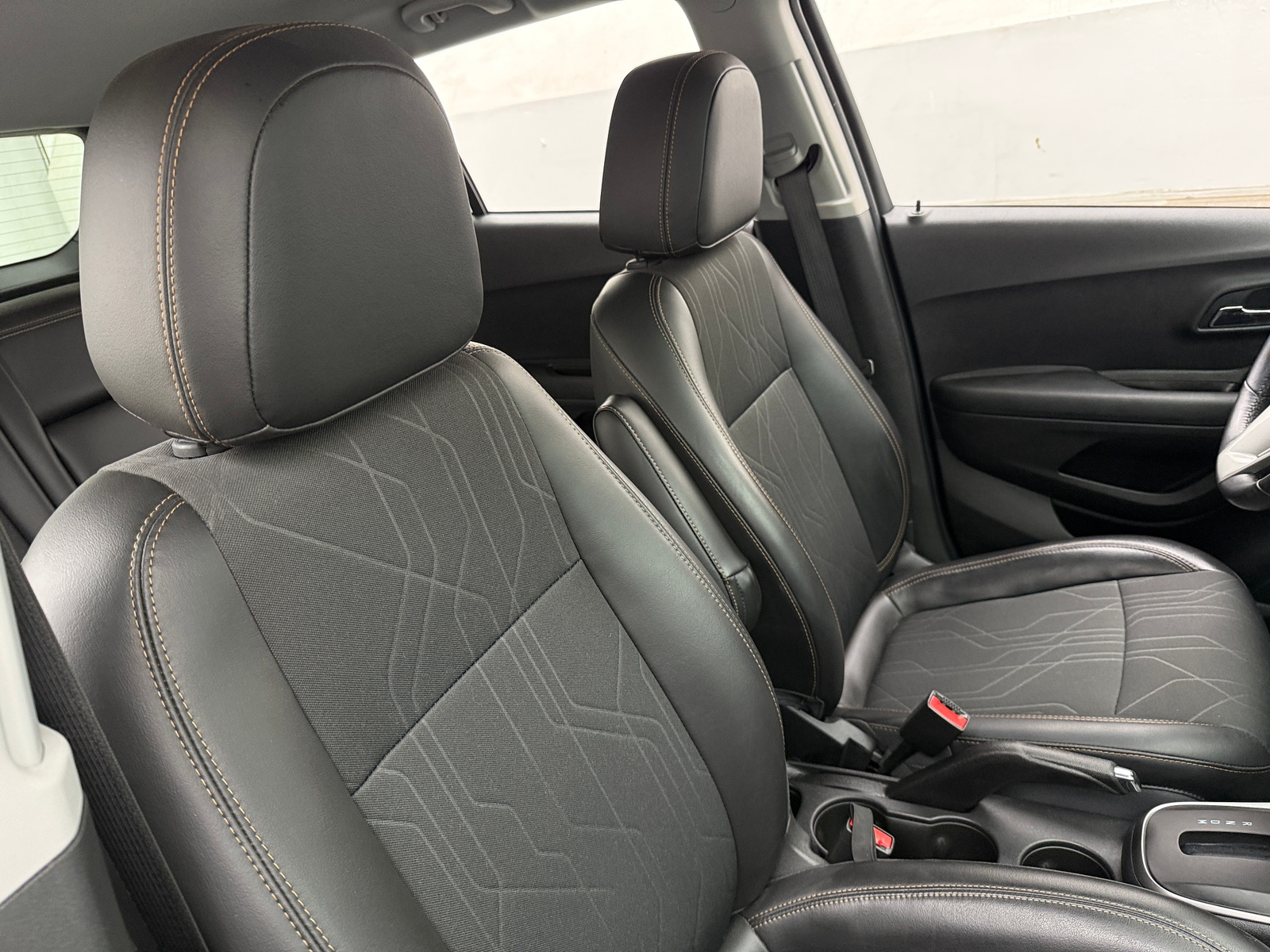 Thumbnail: 2020 Chevrolet Trax - 2