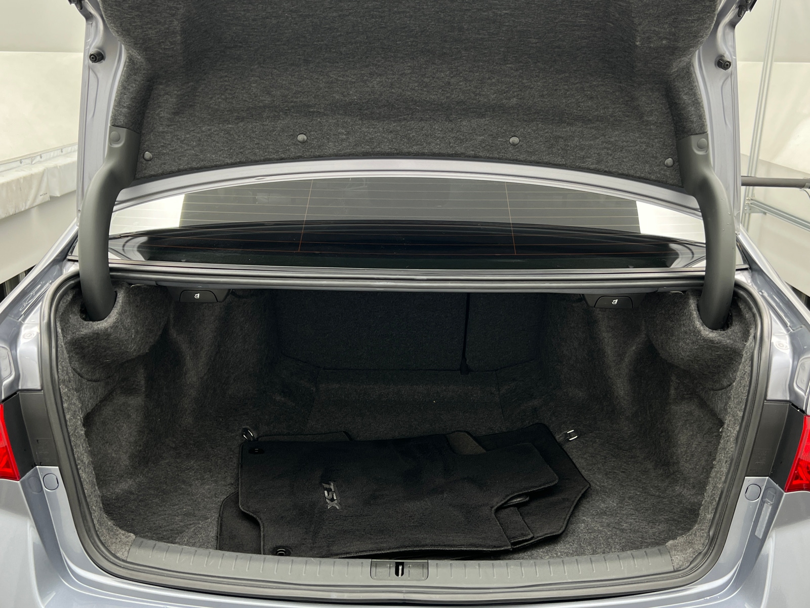 Thumbnail: 2011 Acura TSX - 6