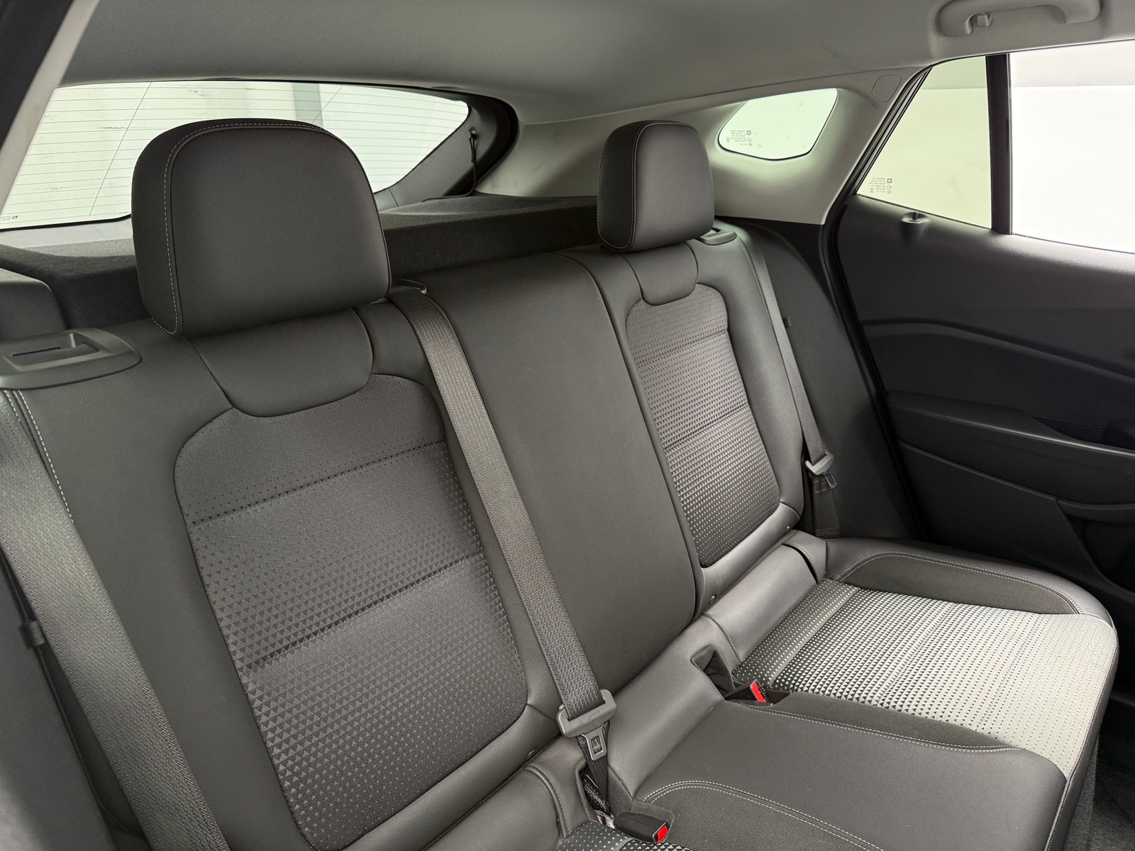 Thumbnail: 2025 Chevrolet Trax - 6