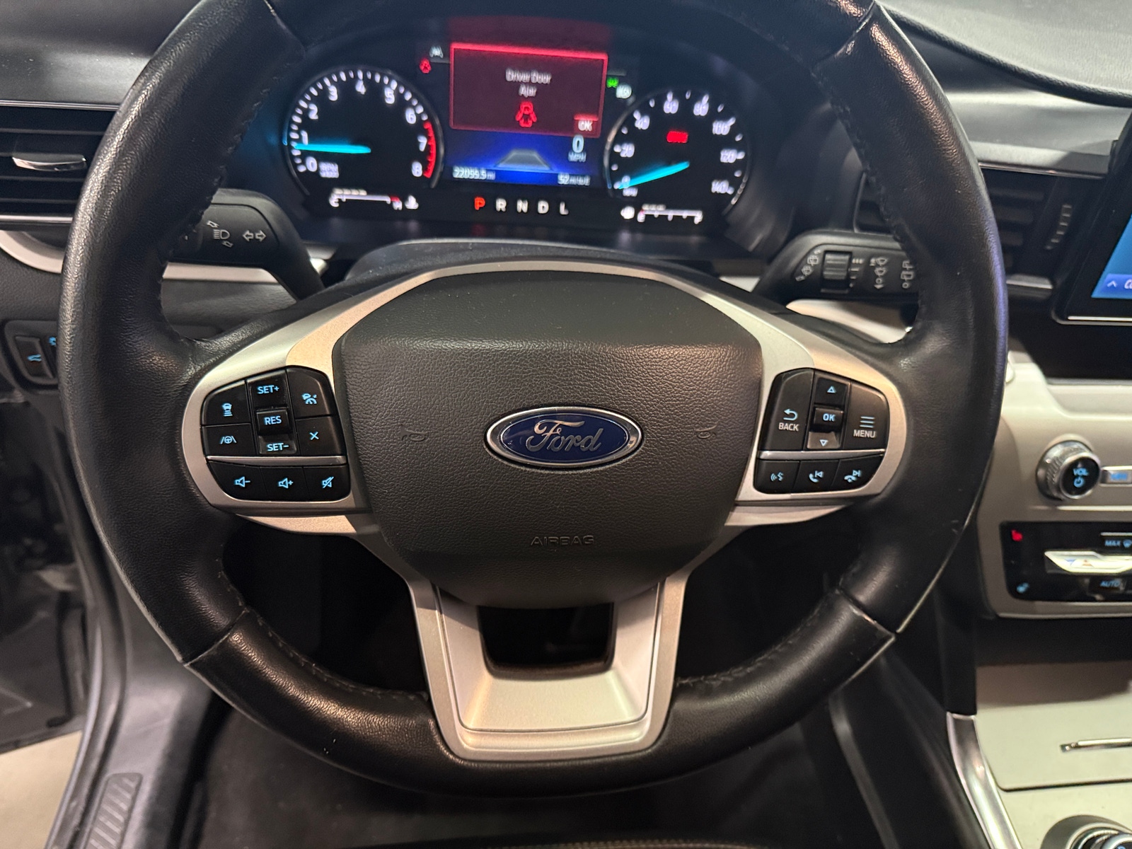 Thumbnail: 2022 Ford Explorer - 5