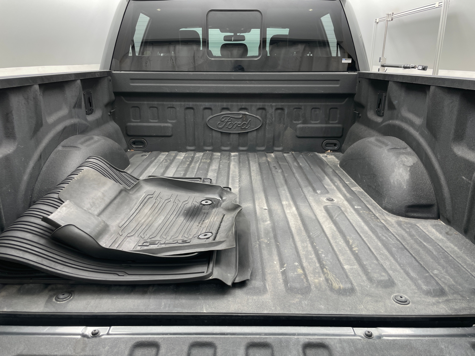 Thumbnail: 2019 Ford Econoline - 6