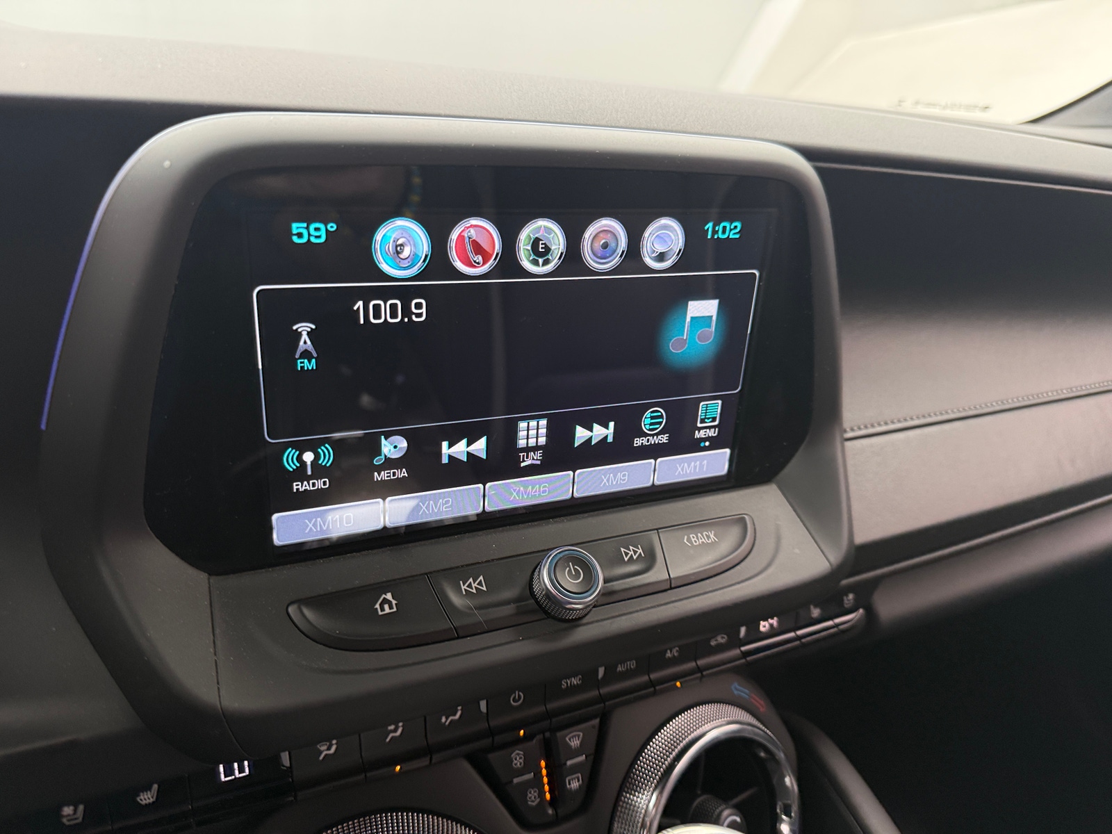 Thumbnail: 2016 Chevrolet Camaro - 3