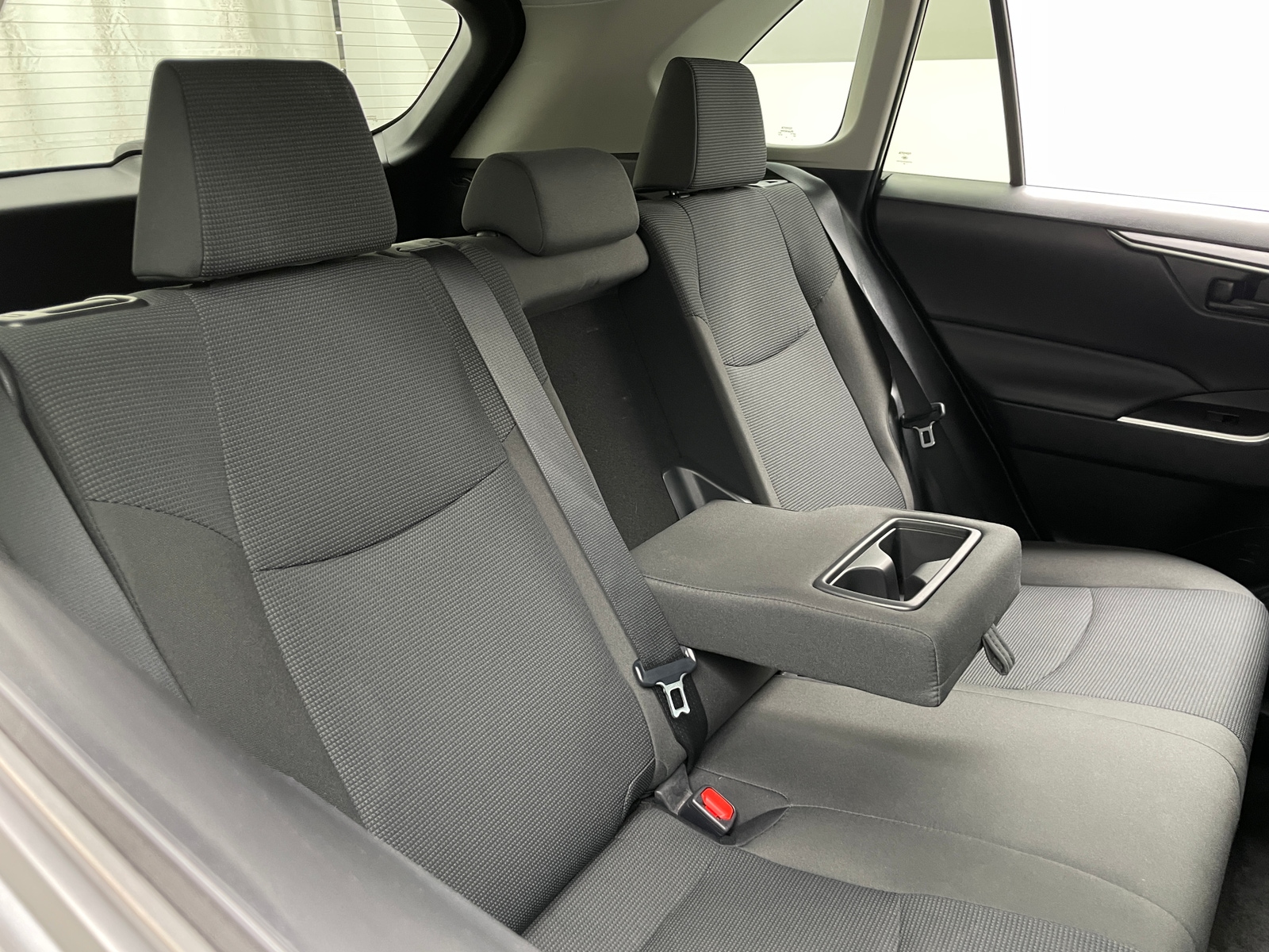 Thumbnail: 2021 Toyota RAV4 - 6